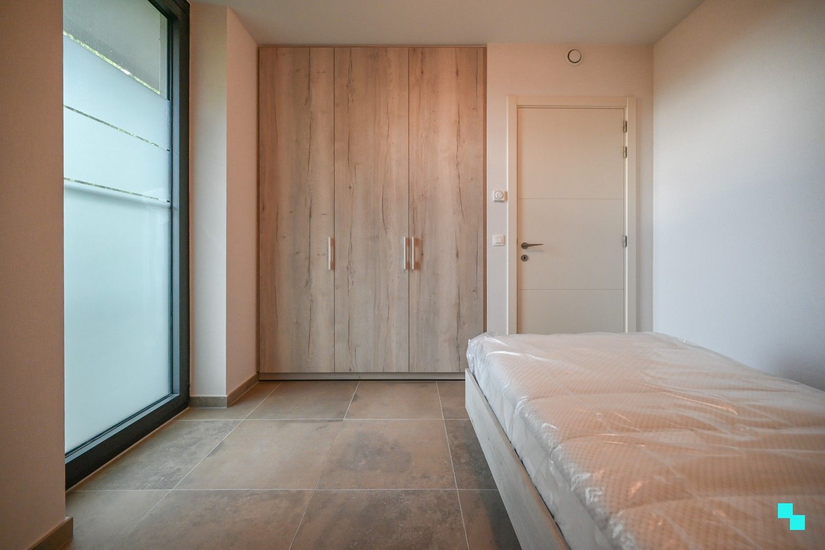 Bijna energieneutraal (E-peil: 8) instapklaar appartement te Bosmolens foto 23