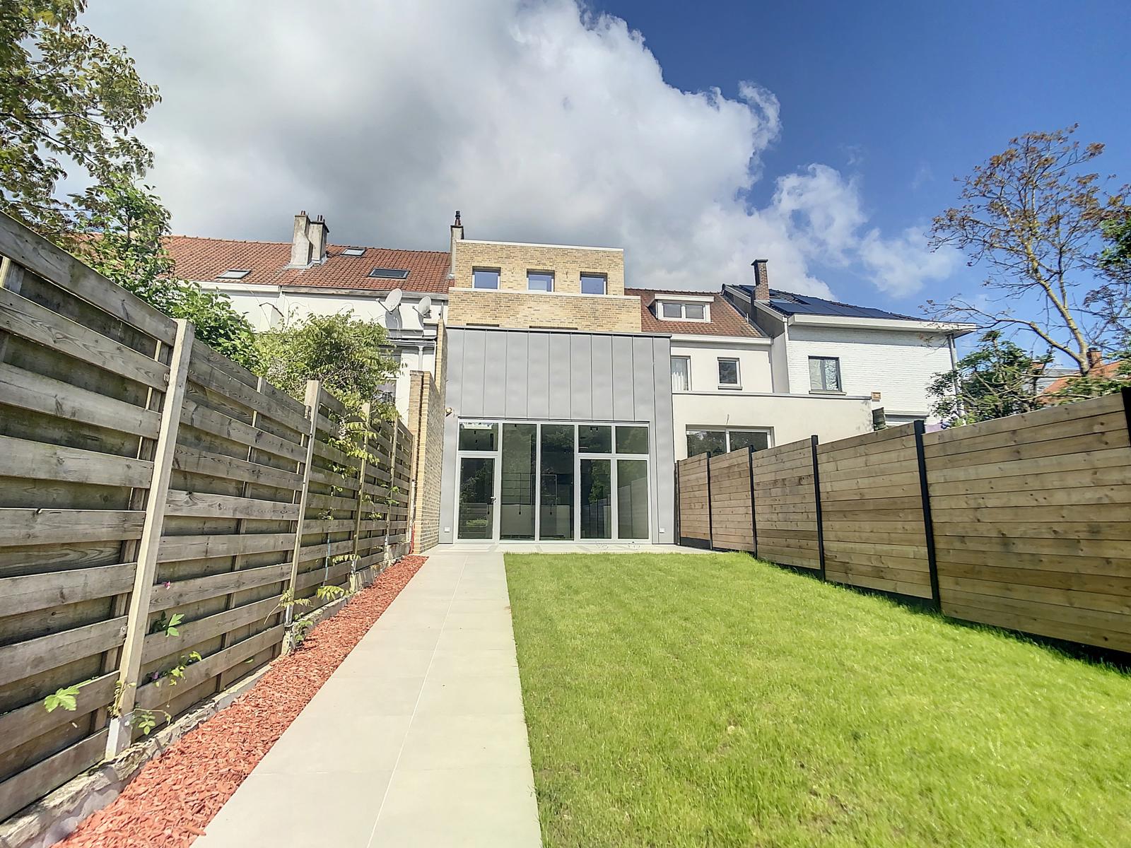 Huis te huur foto {{pictureIndex}}