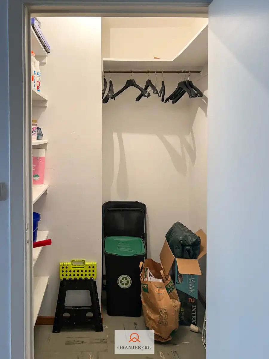 2-slaapkamer appartement vlakbij het Zuidpark! foto 23
