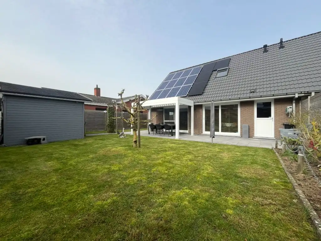 Zwevegem – Instapklare halfopen bebouwing met zonnepanelen, warmtepompen en laadpaal foto 16