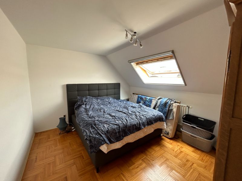 Prachtig 1 slpk dakappartement met terras (±40m²), garage en lift. foto 8