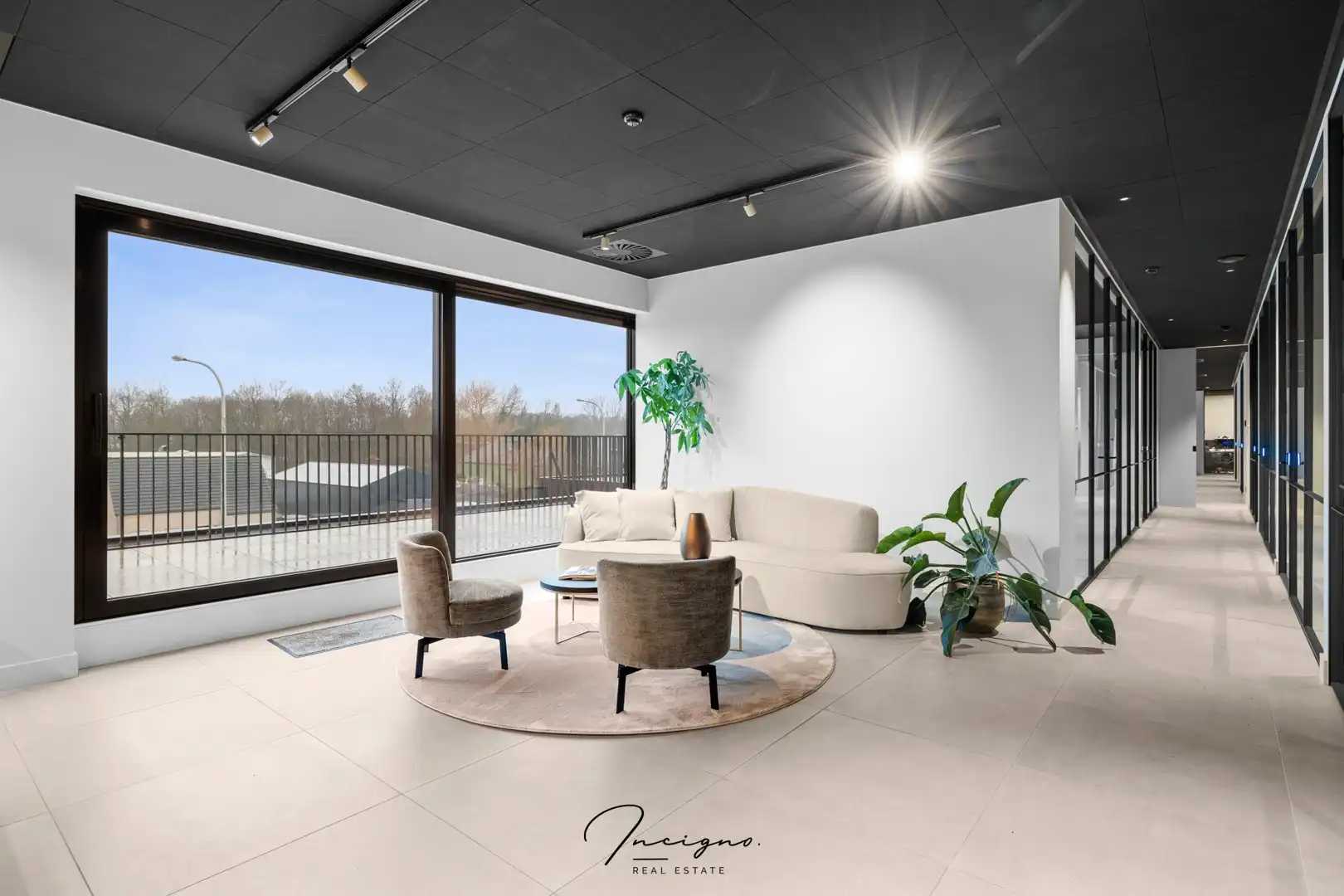 Kantoorgebouw foto 6