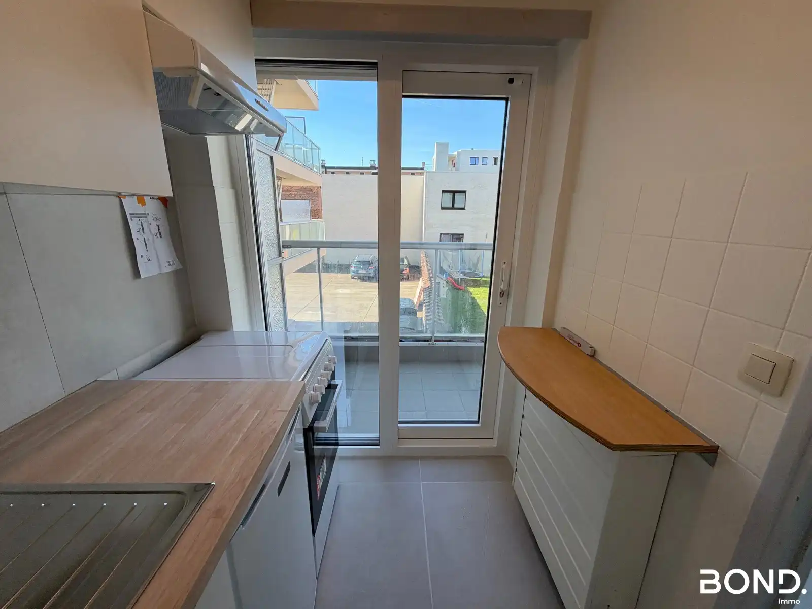 Gerenoveerde studio met terras te huur in hartje Leuven foto 5