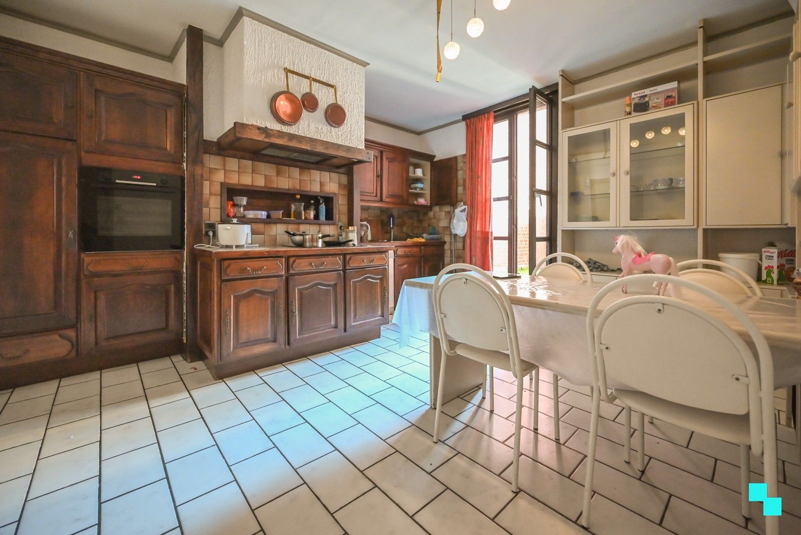 Interessante opbrengsteigendom in hartje Izegem foto 15