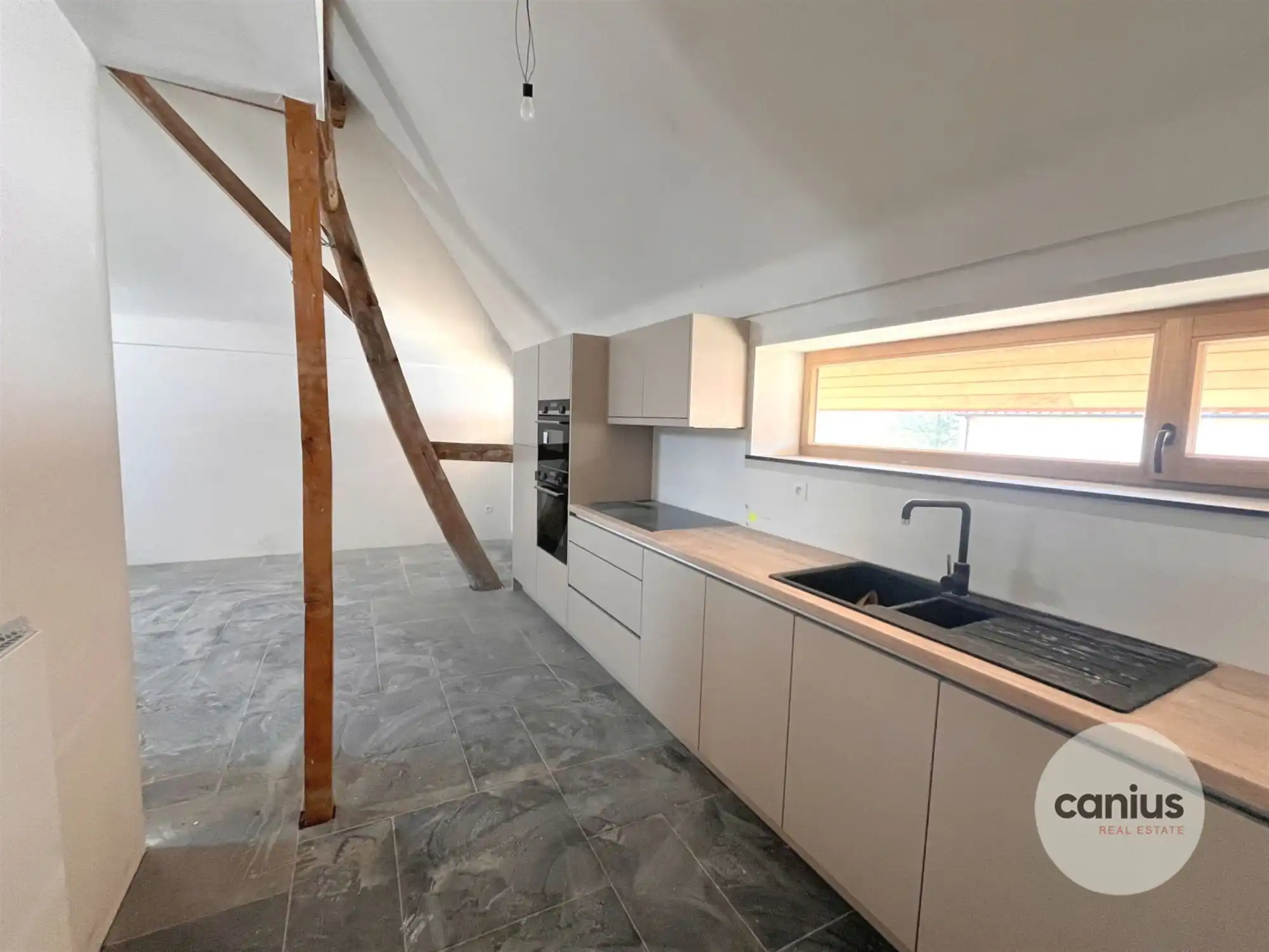 UNIEK APPARTEMENT MET 2 SLPKS EN TERRAS foto 4