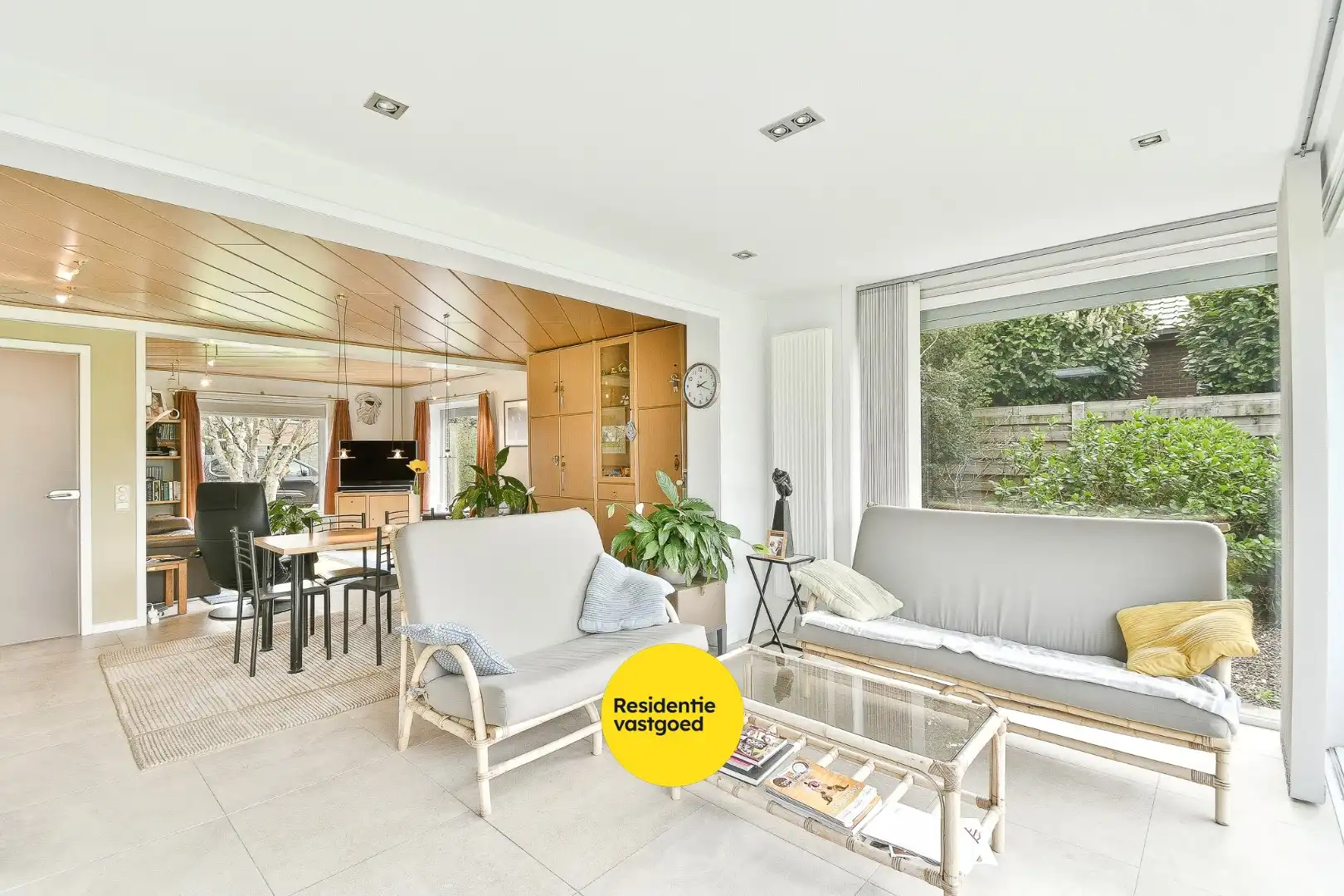 Instapklare woning met 4 slaapkamers, garage en carport foto 6