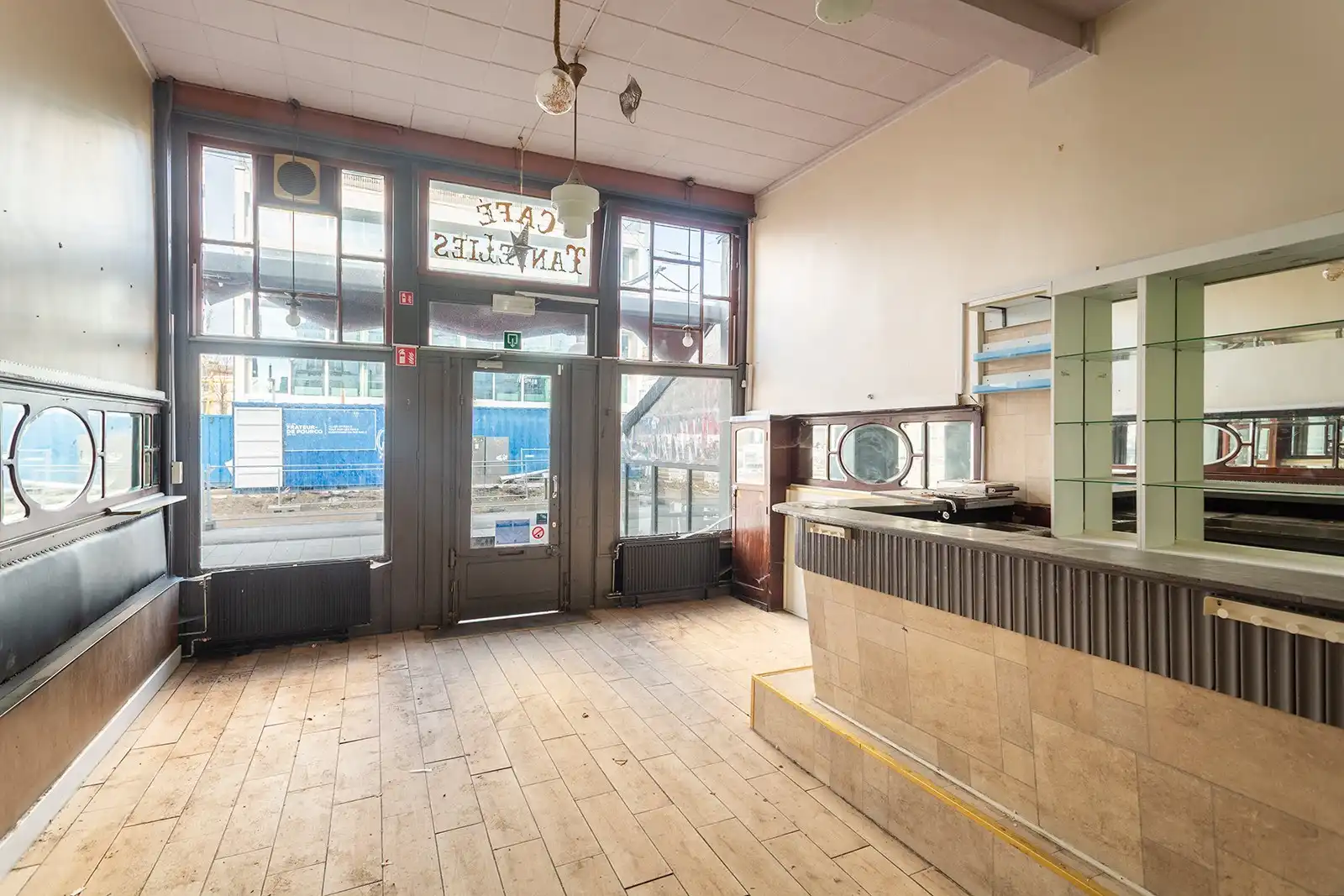 Handelshuis met veel mogelijkheden foto 2