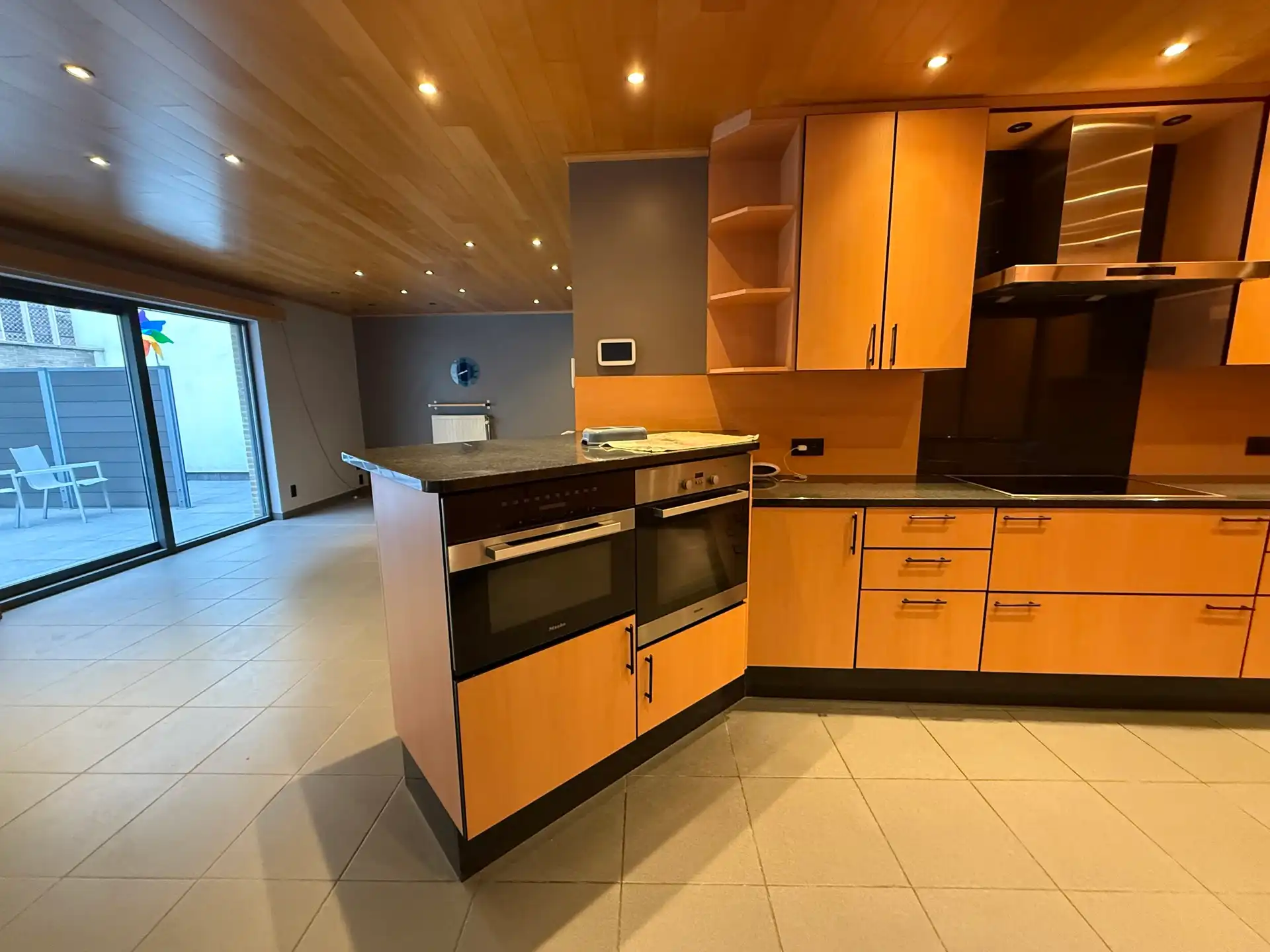 AALST-CENTRUM - Commercieel handelspand met ruim appartement op TOPlocatie. foto 21