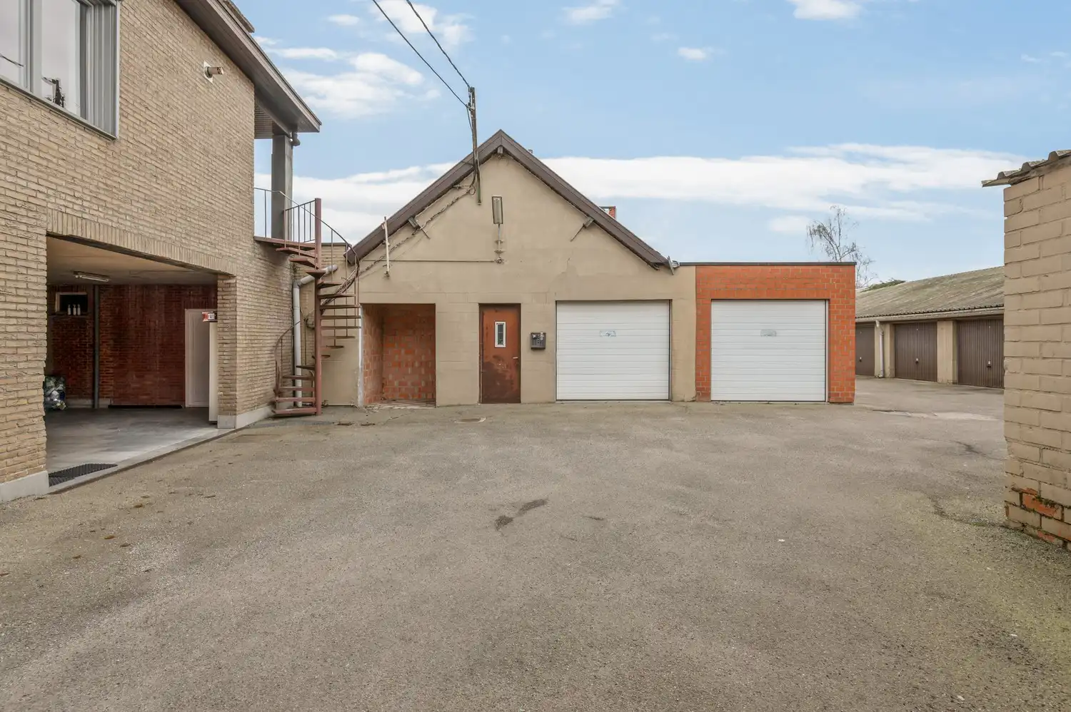 Ruim magazijn (+/- 441 m²) in Lier! foto 16