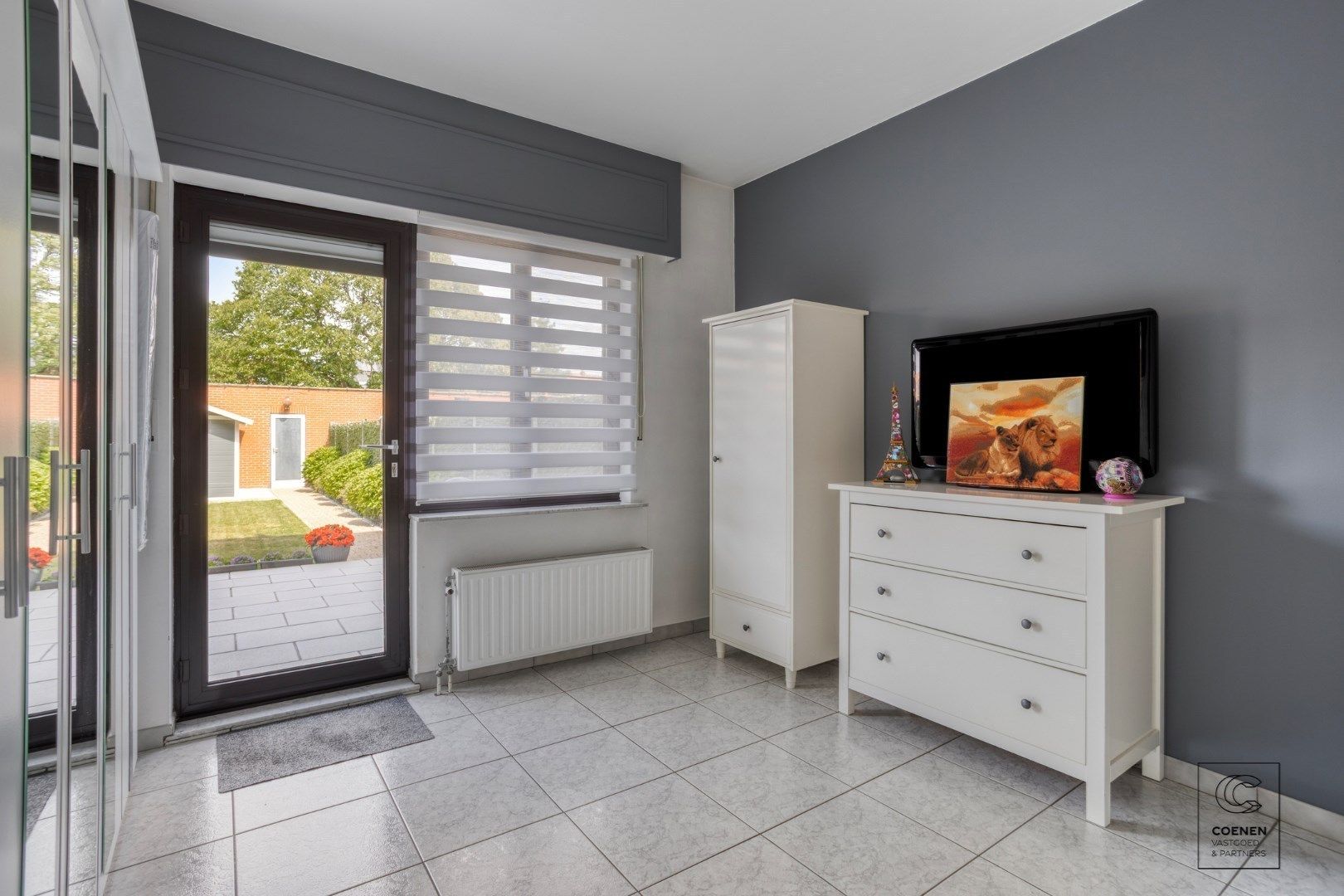 Instapklaar gelijkvloers appartement van 90m² met tuin en garage nabij het centrum van Schoten! foto 12