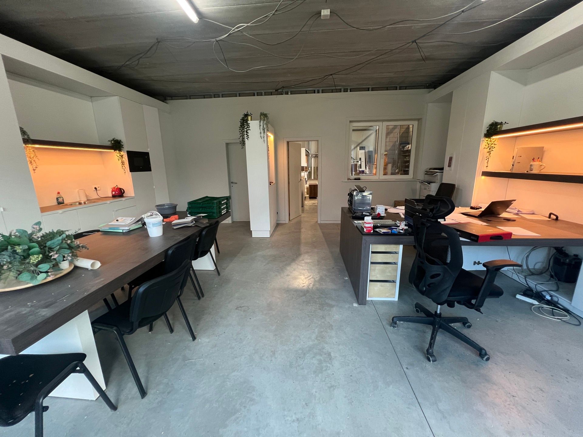 RECENTE KMO-UNIT VAN 385M²  foto 3