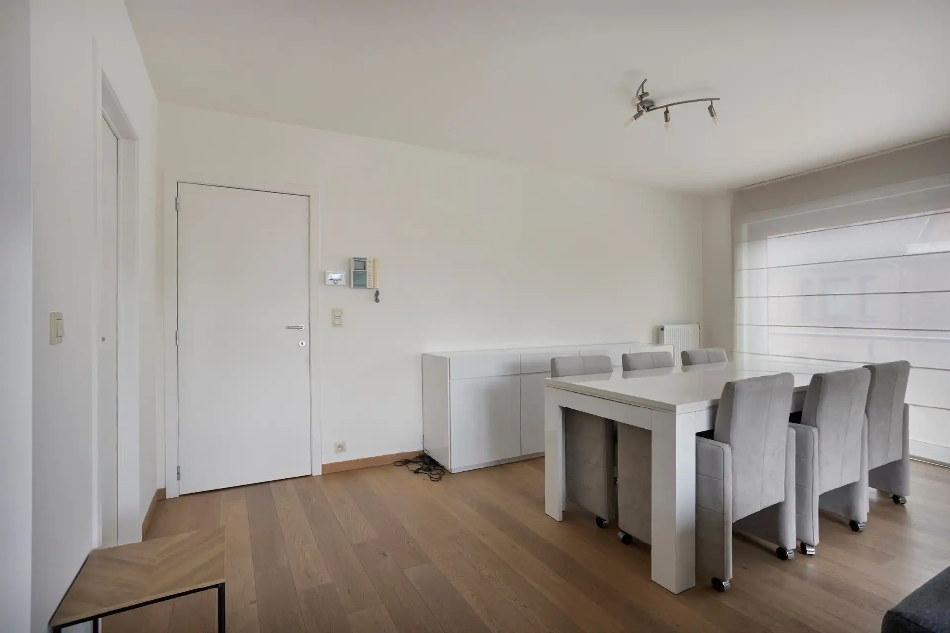 Ruim appartement met 2 ruime kamers en terras te Merchtem  foto 10