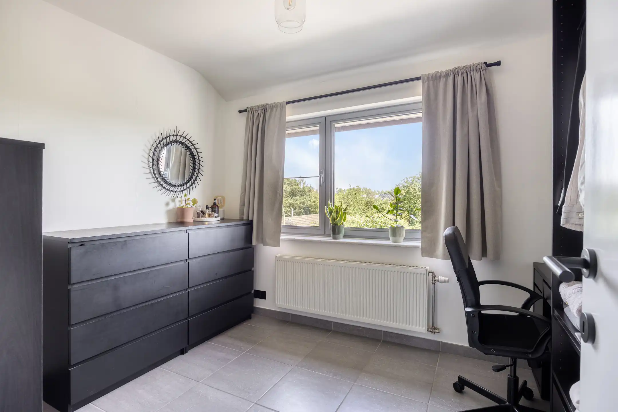 Recent gerenoveerd twee slaapkamerappartement te Wilsele foto 9