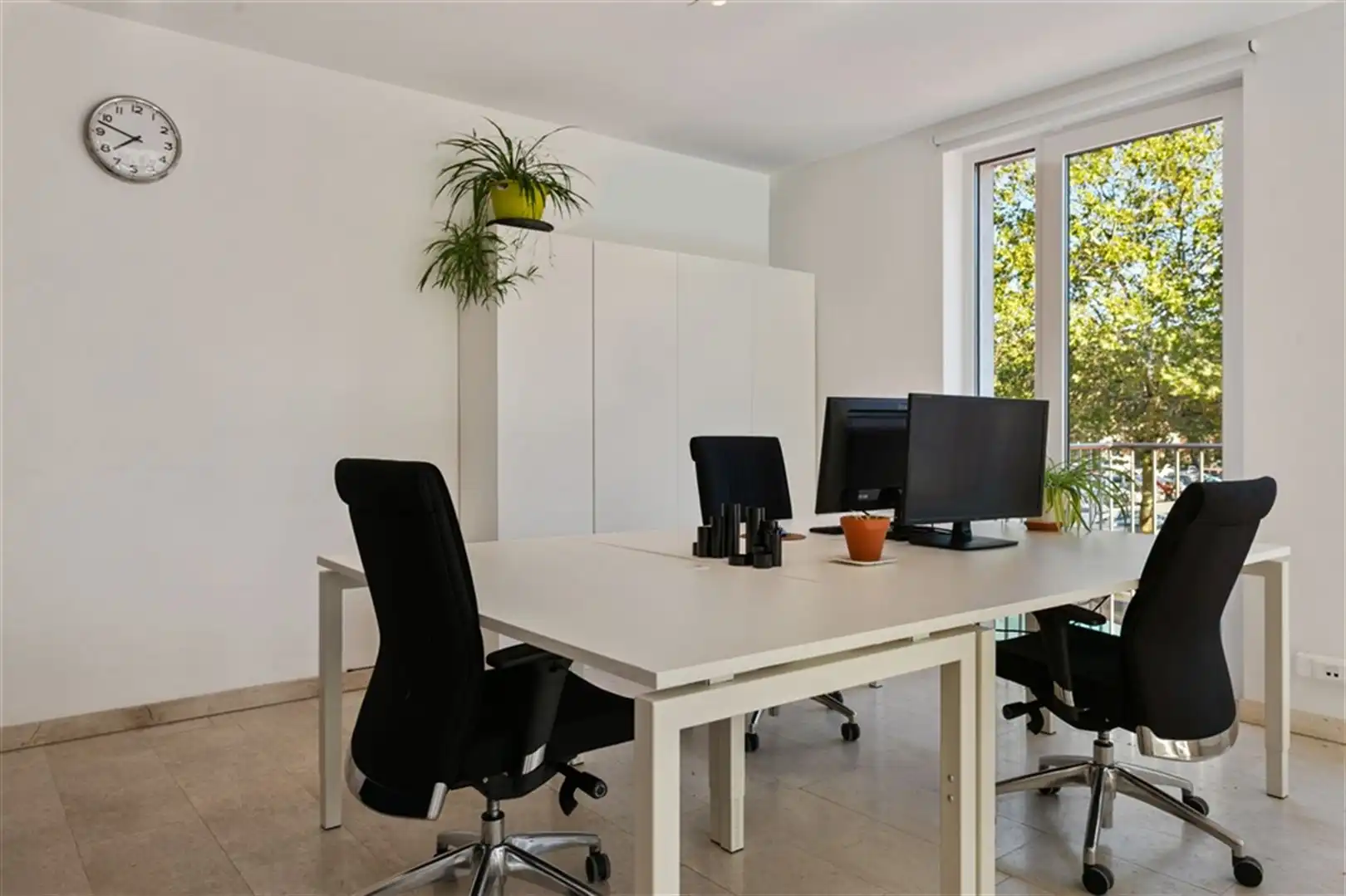 Kantoor te huur aan de Waalse Kaai op 't Zuid foto 10