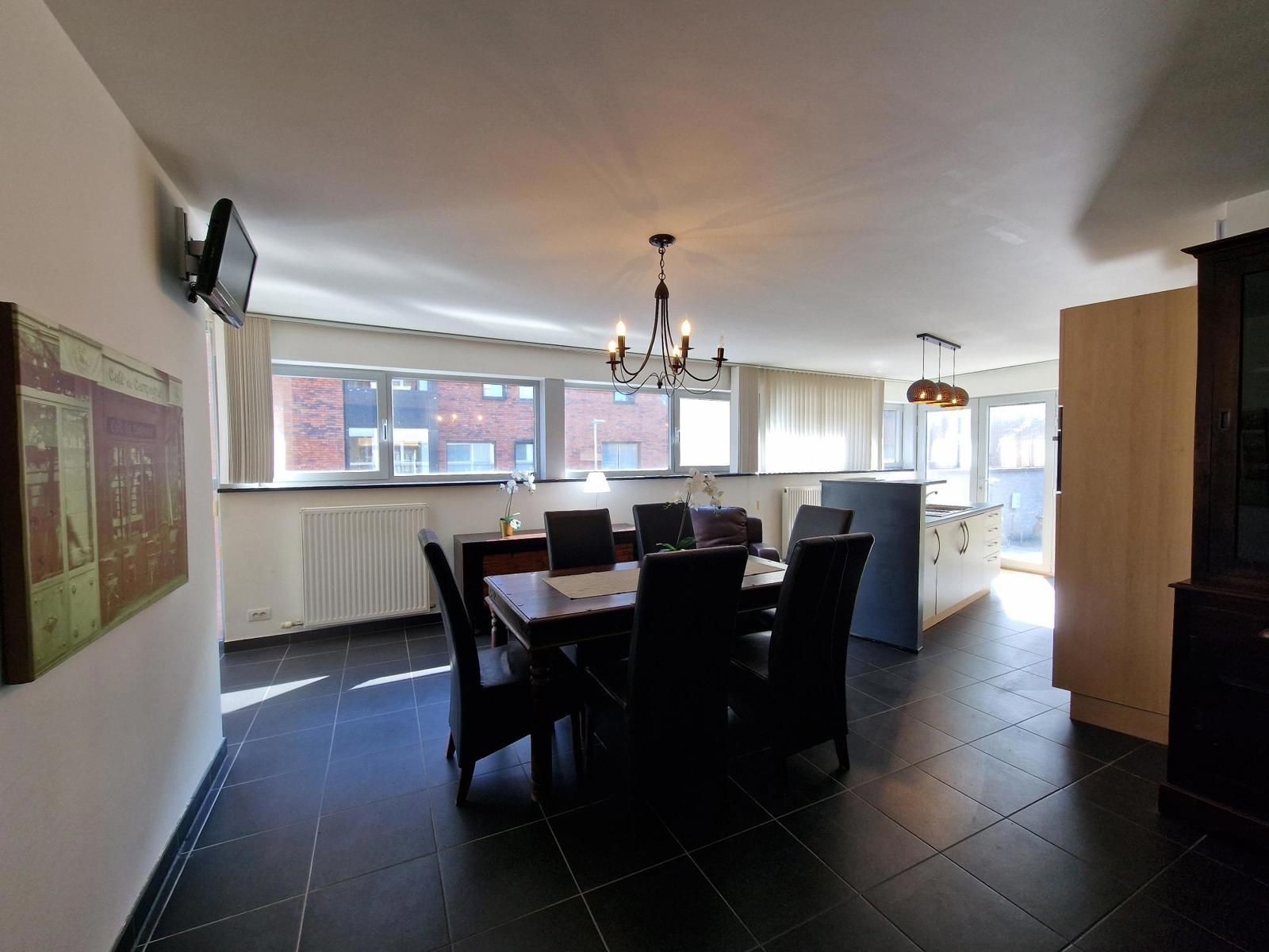 Appartement met groot terras en garage op Boulevard te Mol foto 13