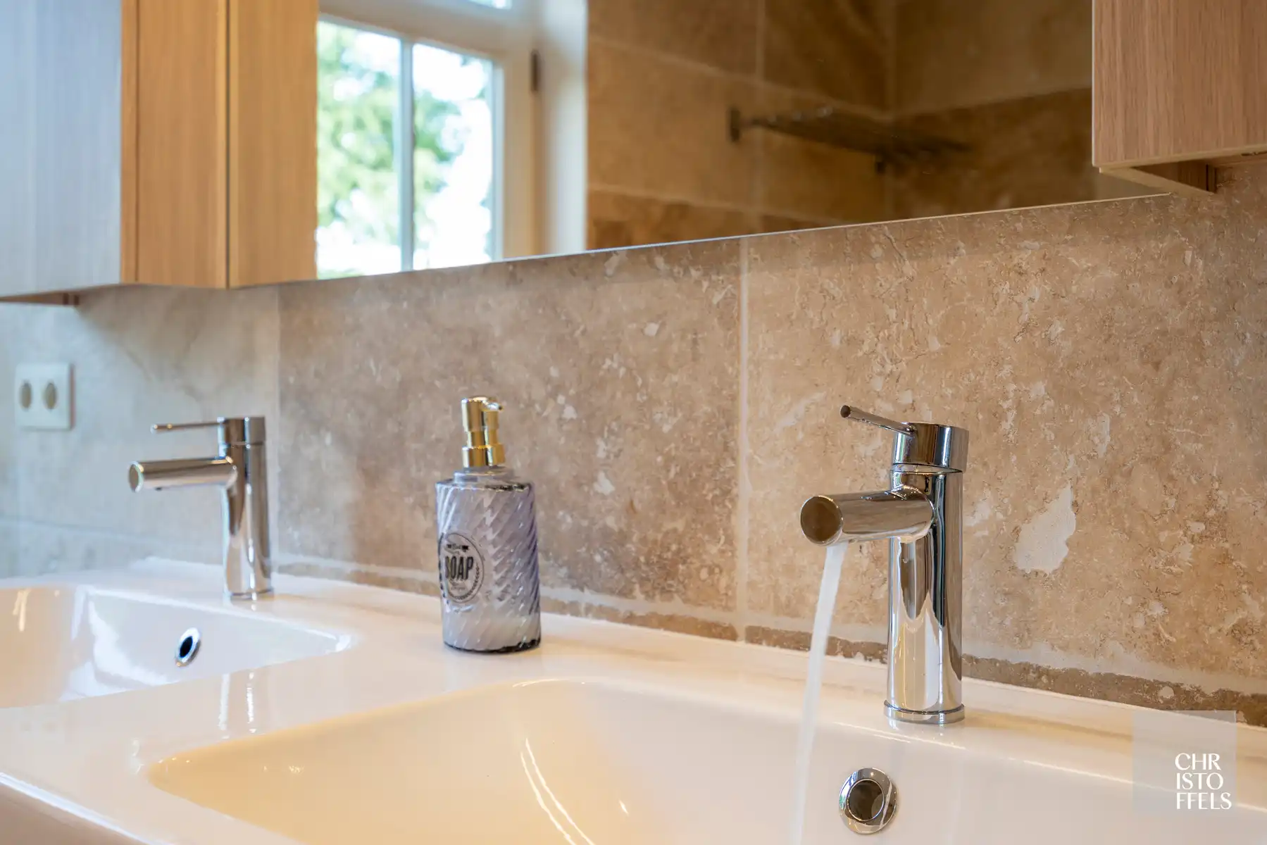 Charmante, volledig gerenoveerde villa op 1.000 m² met 4 slaapkamers en 2 badkamers foto 10