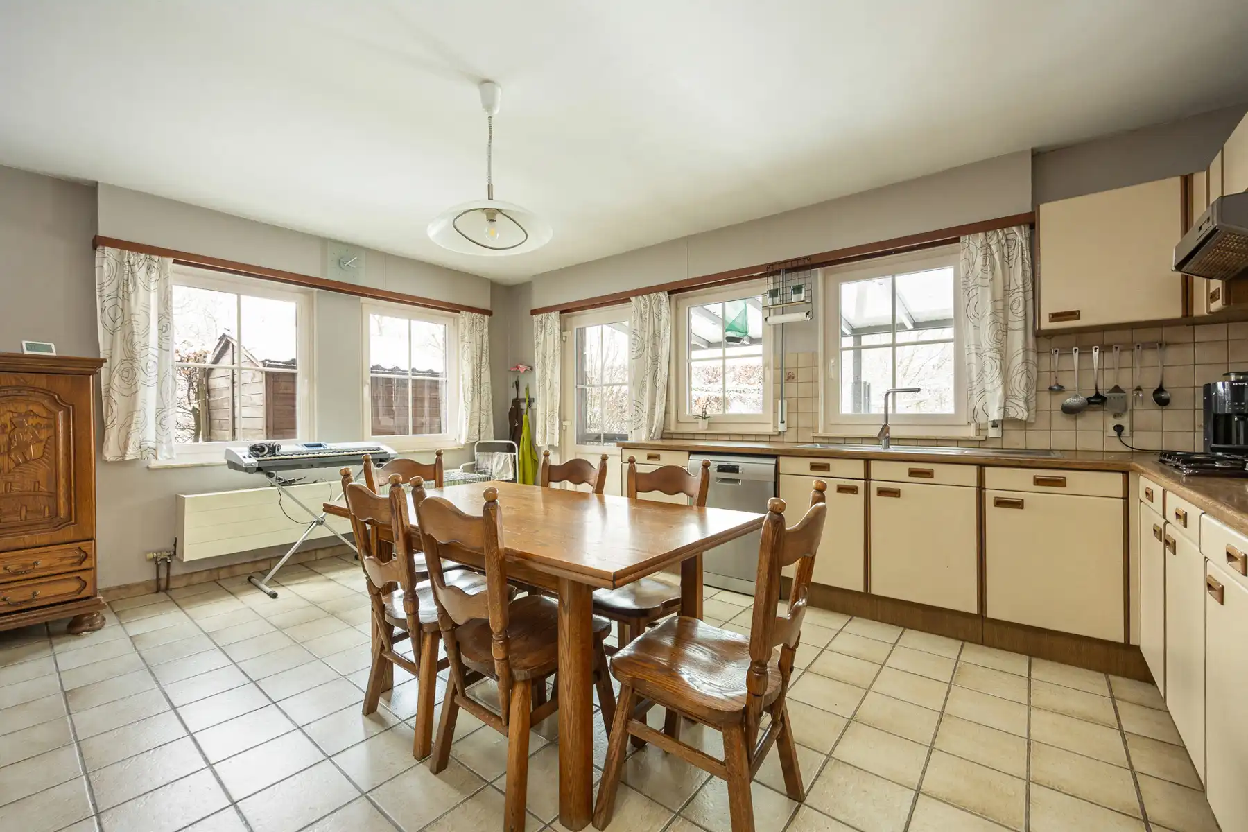 Charmante woning met 4 slaapkamers in Hoogstraten foto 17