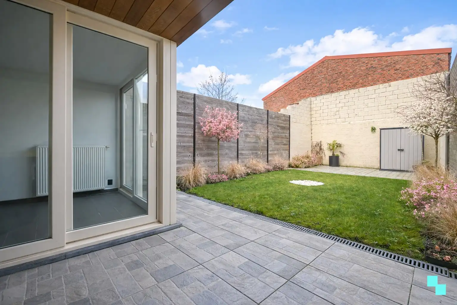 Instapklare gezinswoning met 3 slaapkamers, tuin en topligging in Pittem foto 10