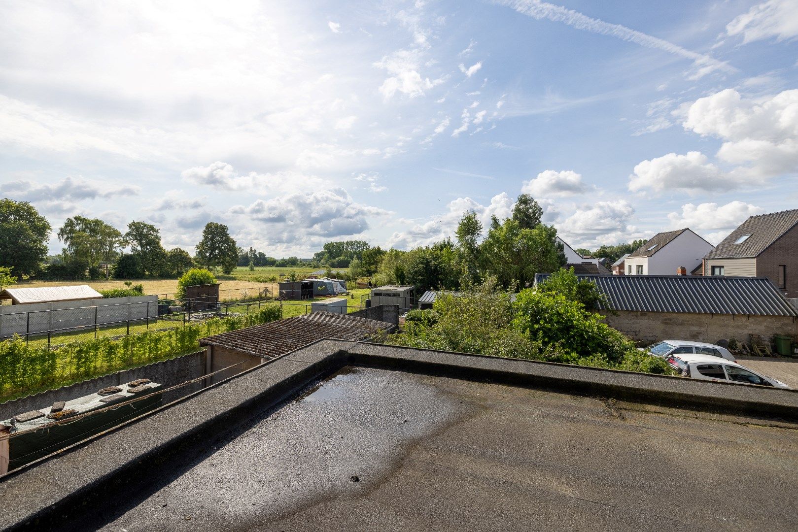 Uiterst gezellige woning met 3 slk, garage, terras en tuin foto 21