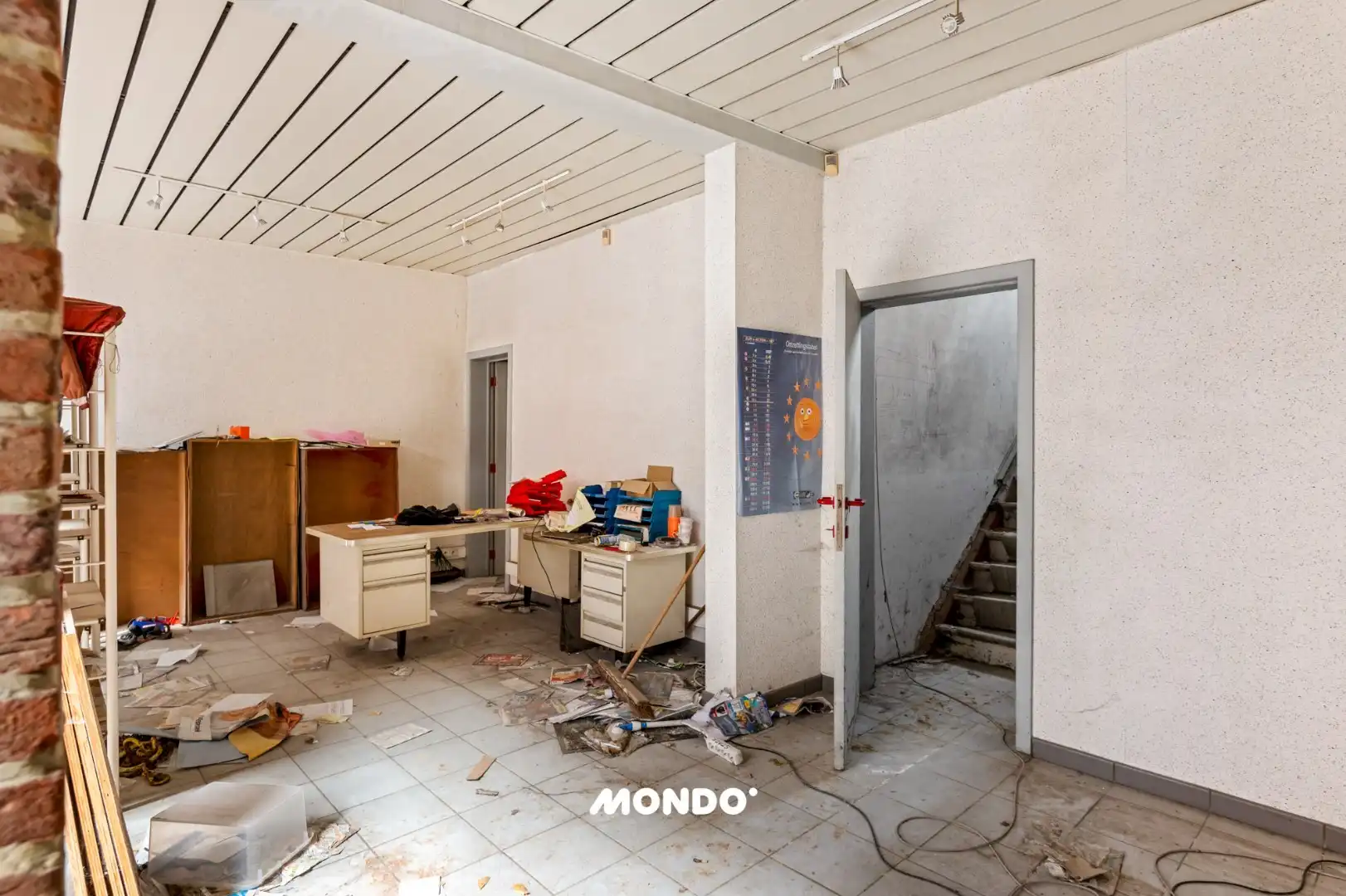 Gebouw met karaktervolle gevel in hartje Willebroek foto 6