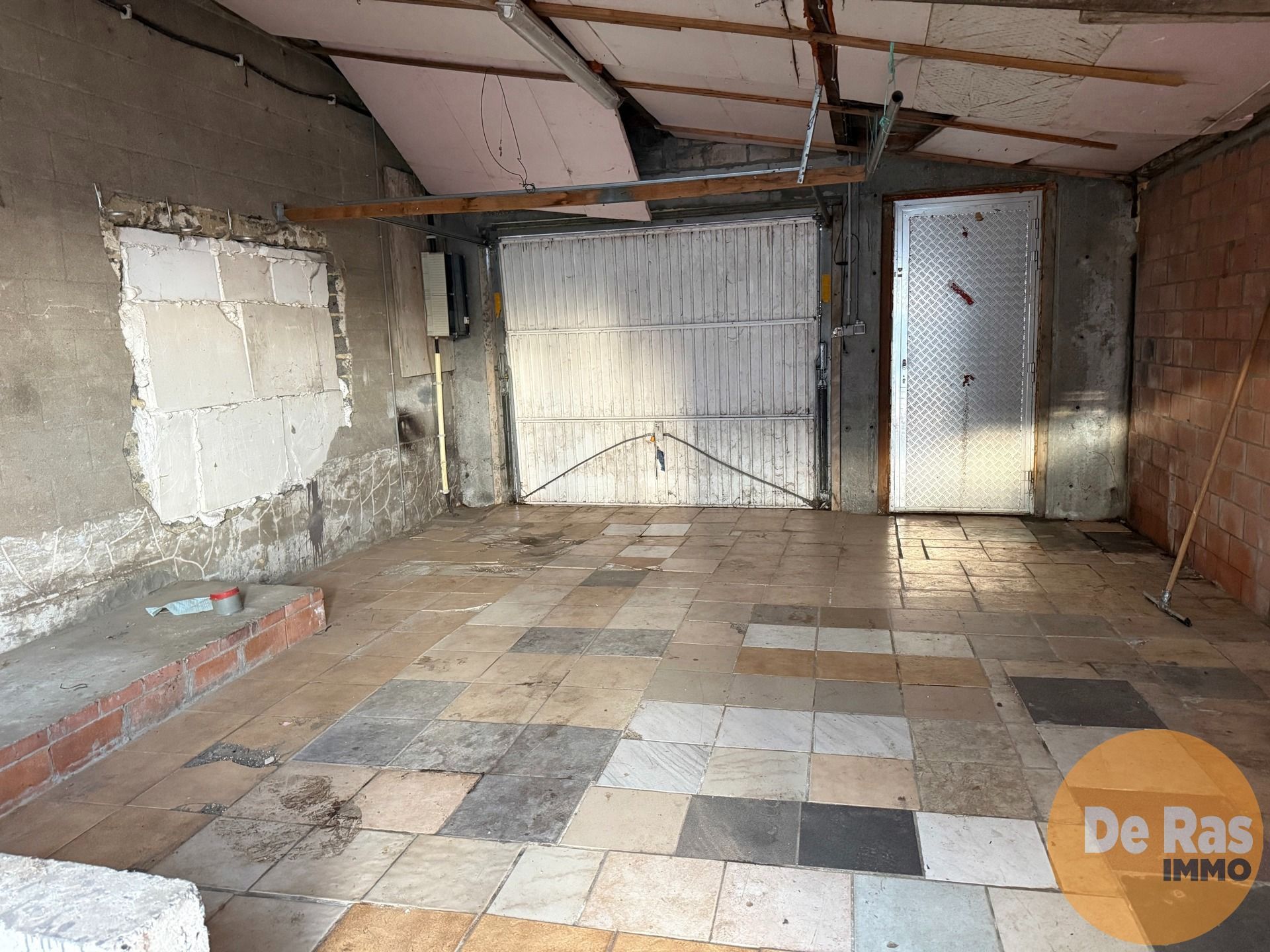 SCHELLEBELLE - Authentieke woning met ruime garage foto 4