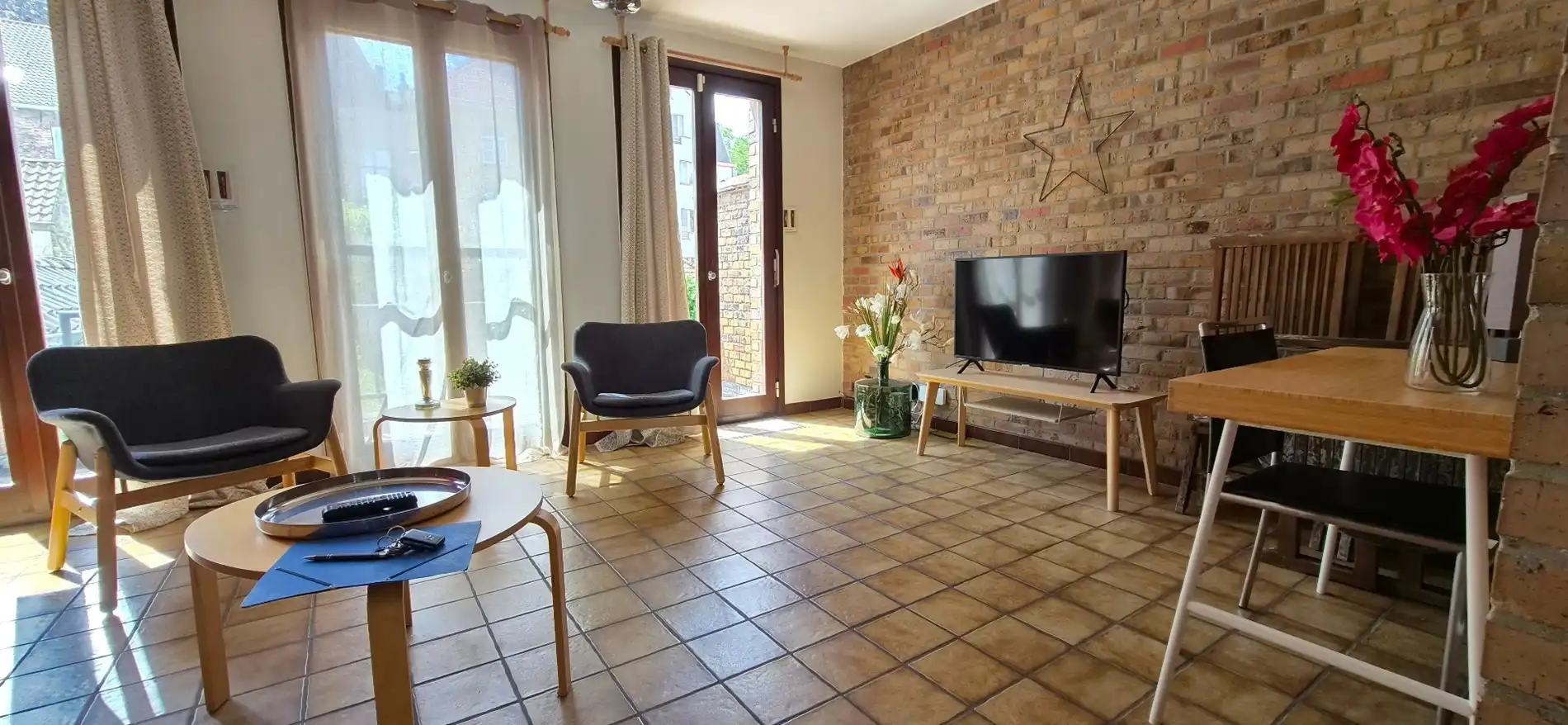 Centraal gelegen woning (bel-etage) met 2 slpk en terras foto 5