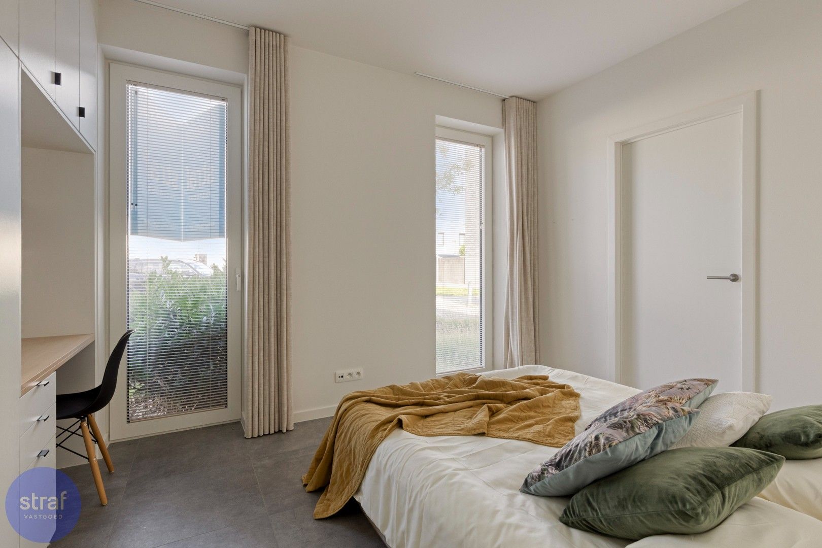 Nieuw en gezellig appartement met terras op toplocatie foto 11