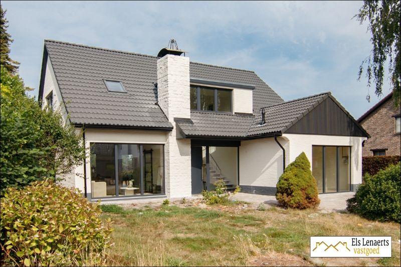 Prachtig gerenoveerde woning op topligging! foto 45
