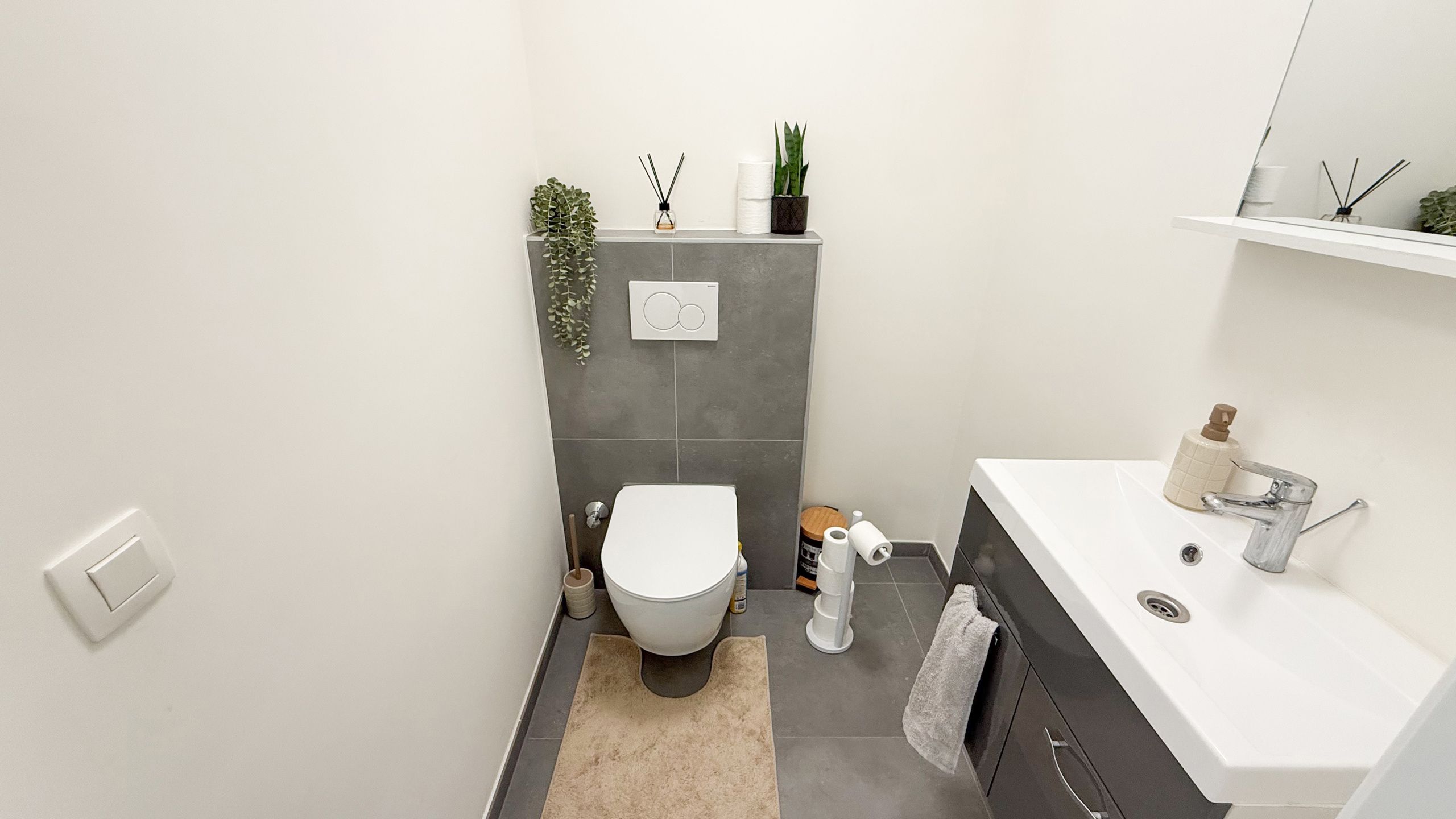 Nieuwbouw modern duplex appartement met 4 slpk te Boekt! foto 16