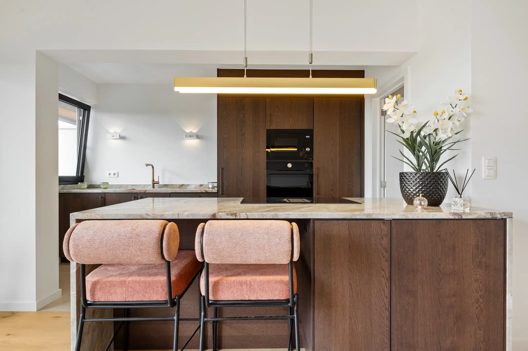 Prachtig gerenoveerd 3-slk.-appartement op toplocatie foto 2