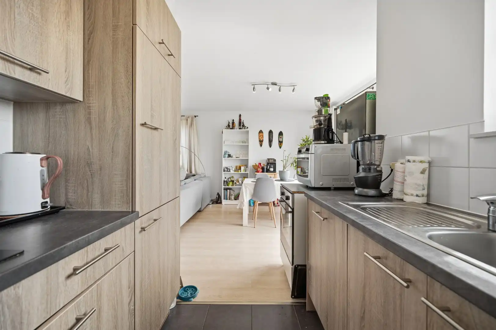 Instapklaar appartement met 2 slpks en autostaanplaats foto 5