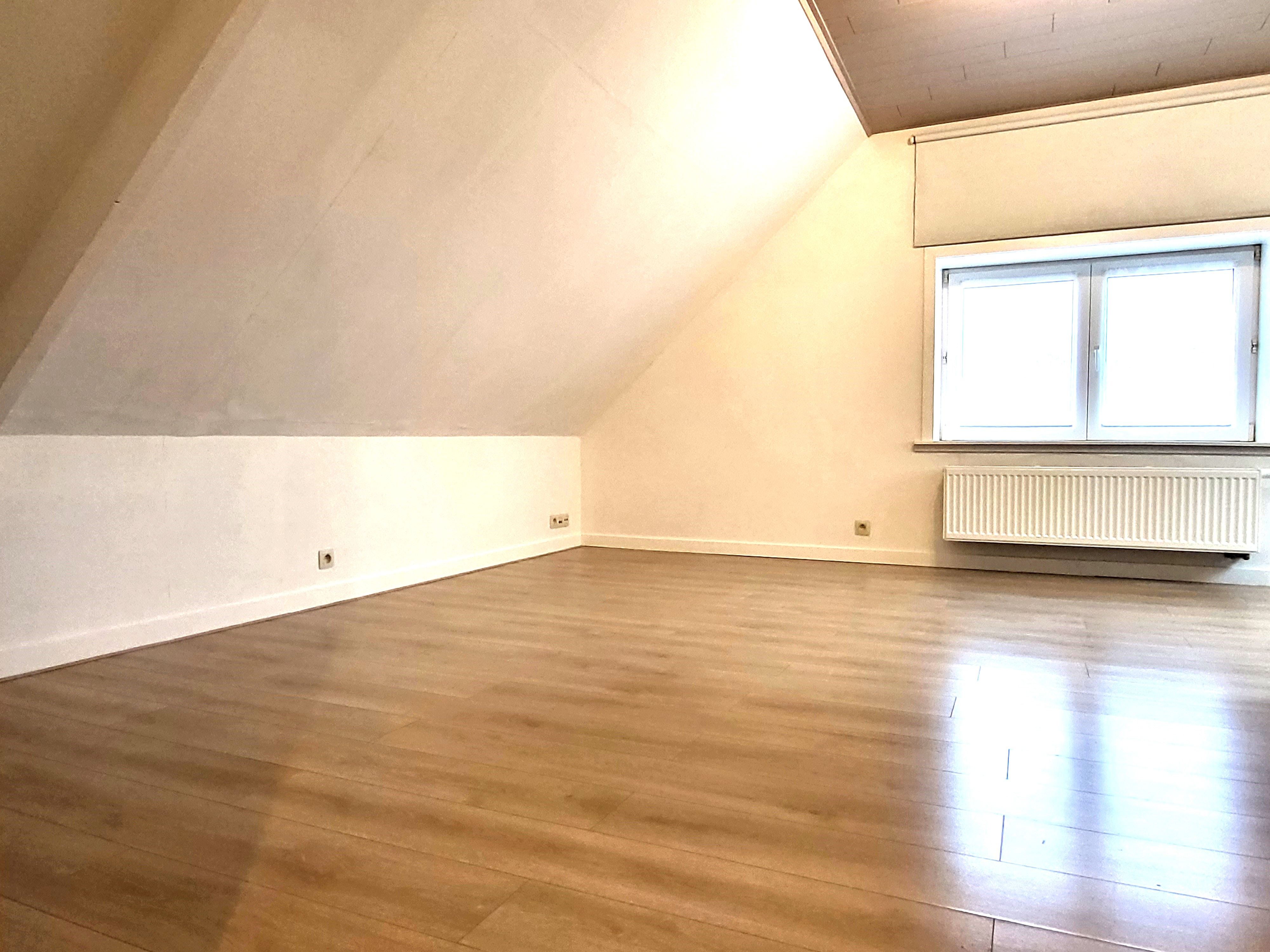 Prachtig appartement van 75m² met staanplaats, gelegen op de 2de verdieping.  foto 8