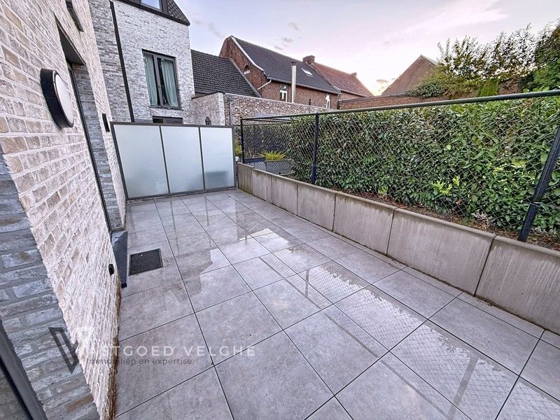 Gelijkvloers appartement met 2 slaapkamers en 2 terrassen gelegen in het centrum van Mechelen-aan-de-Maas foto 14