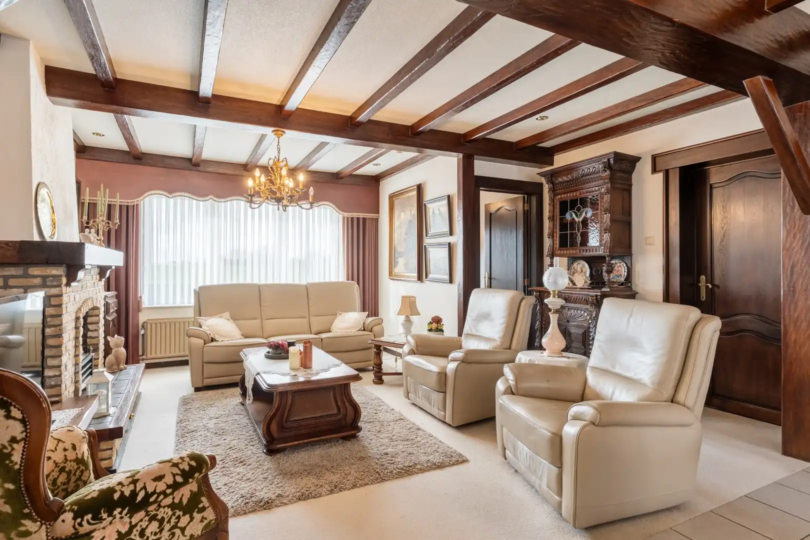 Landelijk wonen in alle rust met ruimte, charme en talloze mogelijkheden foto 11