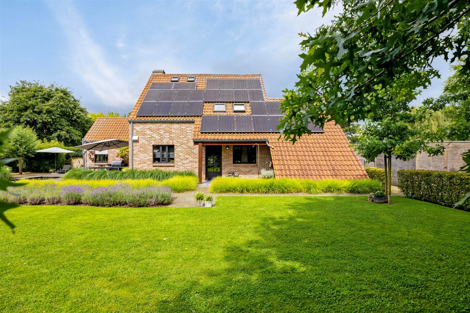 Tijdloze gezinswoning nabij de stad foto 24