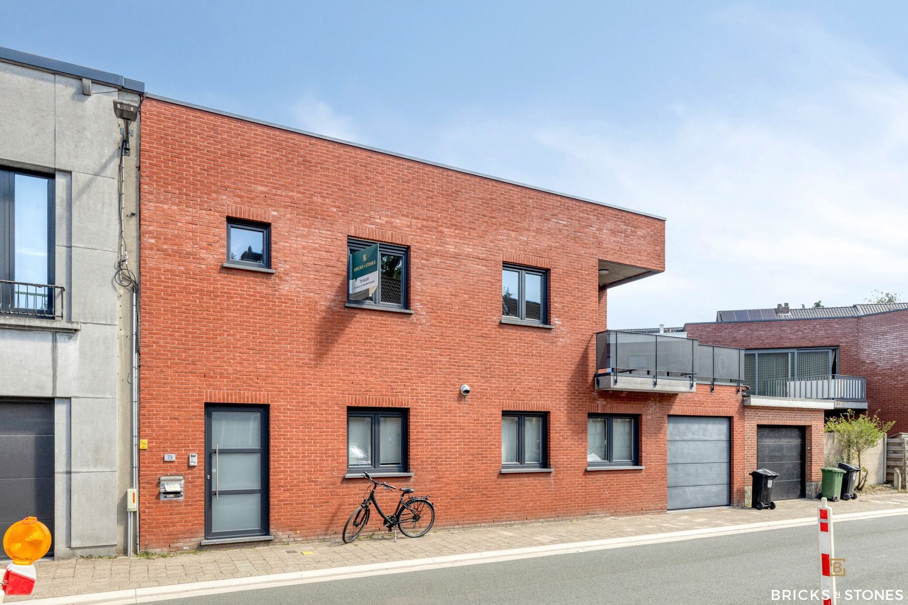 Knap en verzorgd 2-slaapkamerappartement met terras in residentiële buurt foto 18