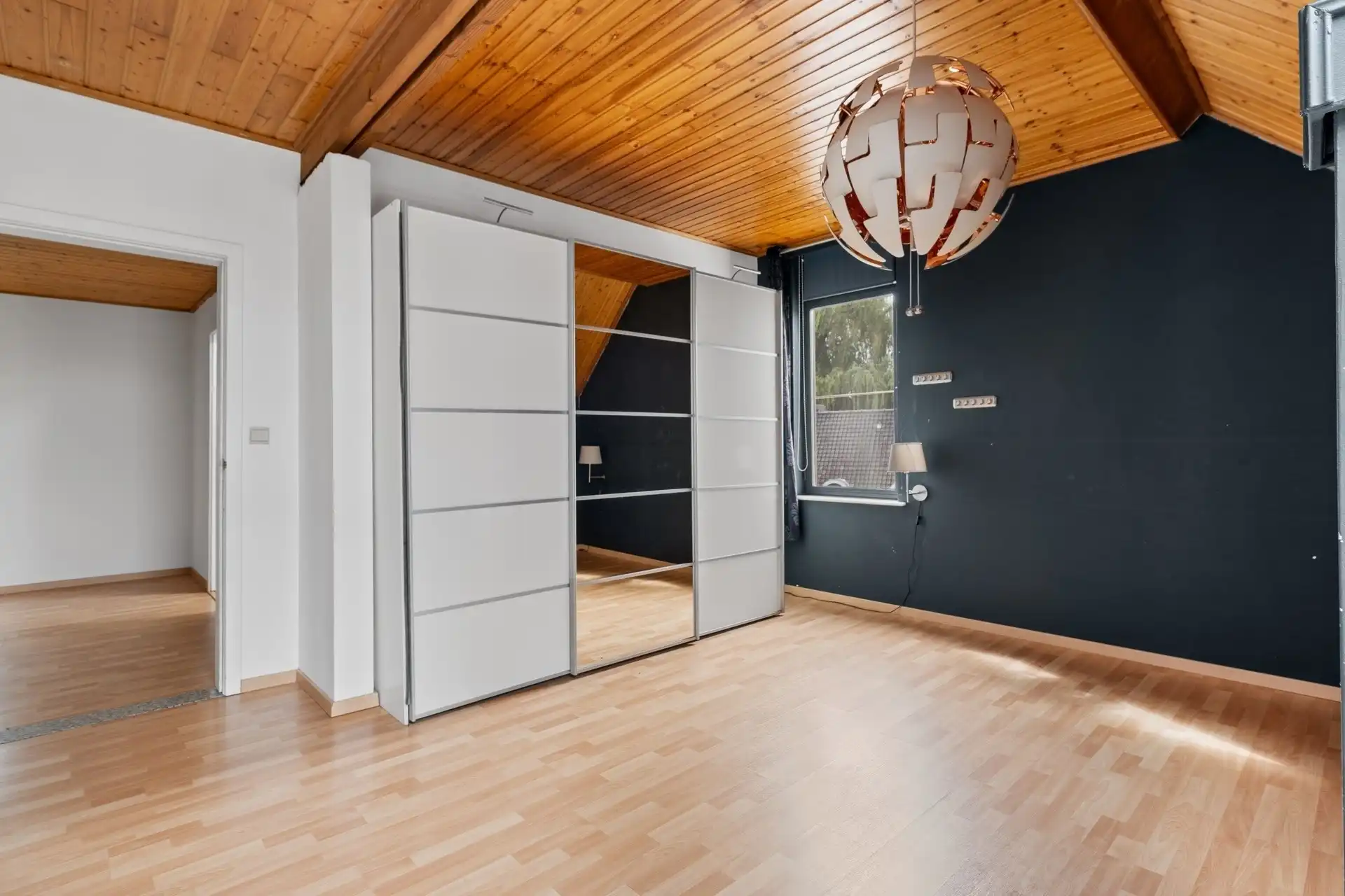 Zeer ruim duplex appartement met groot terras, beroepsruimte en garage van 70m² foto 21