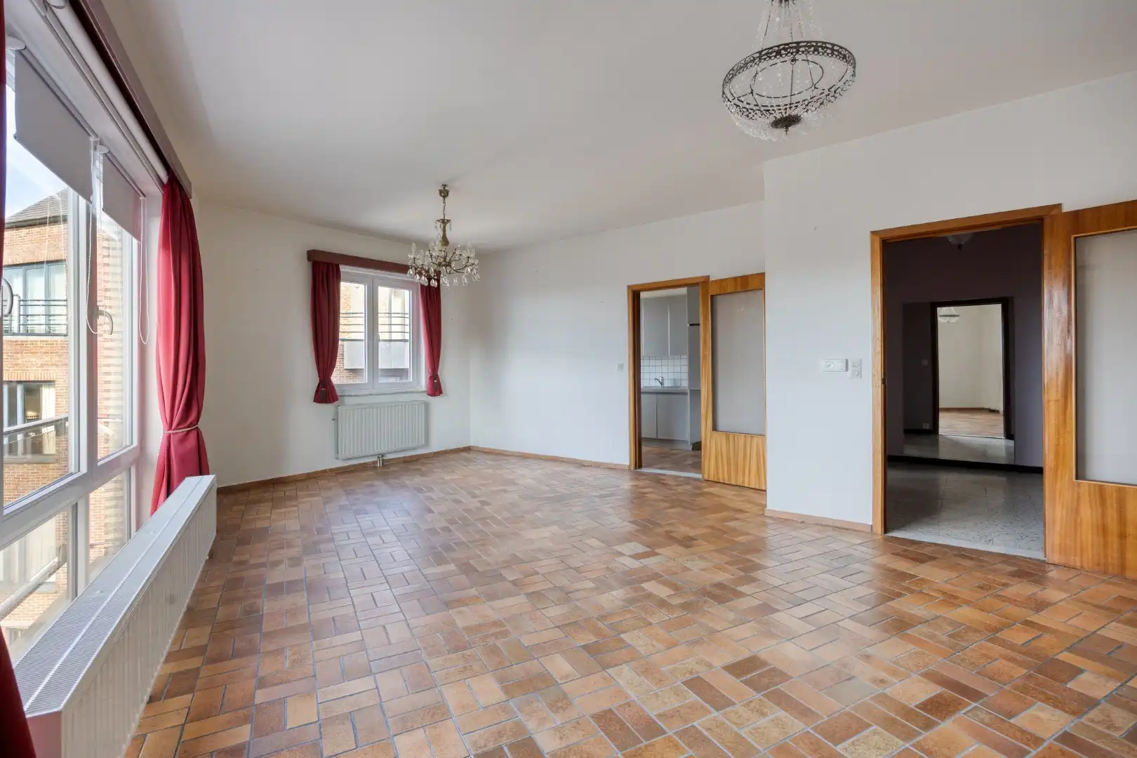 Ruim appartement met zonnig terras, stadscentrum Tongeren - centrale ligging en open uitzicht foto 5