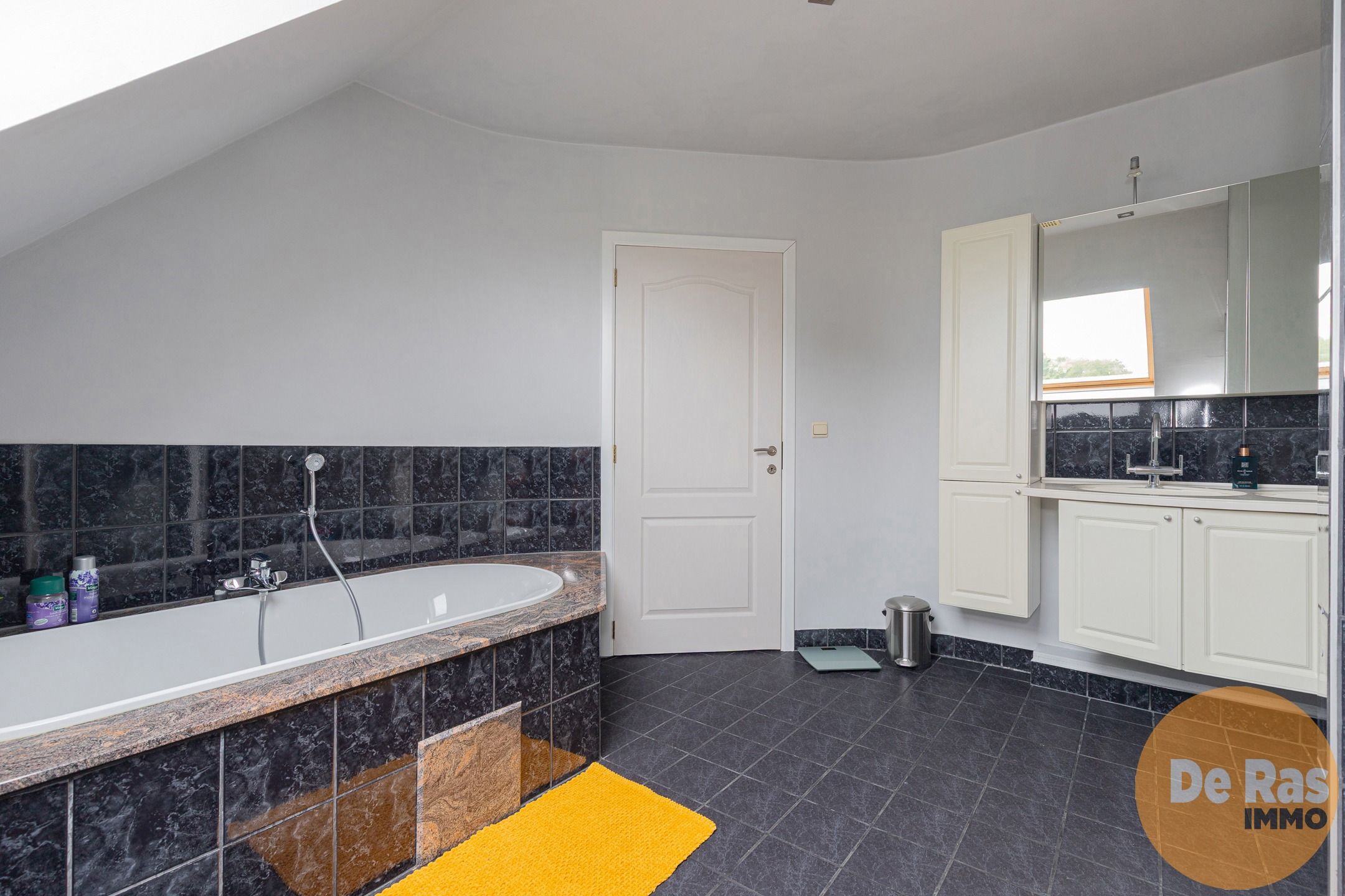 HAALTERT - Ruime duplex met 4 slpks en terras! foto 21