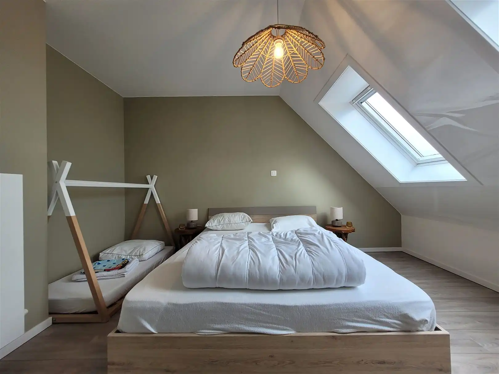 Gemeubeld duplex appartement aan de zonnekant foto 20