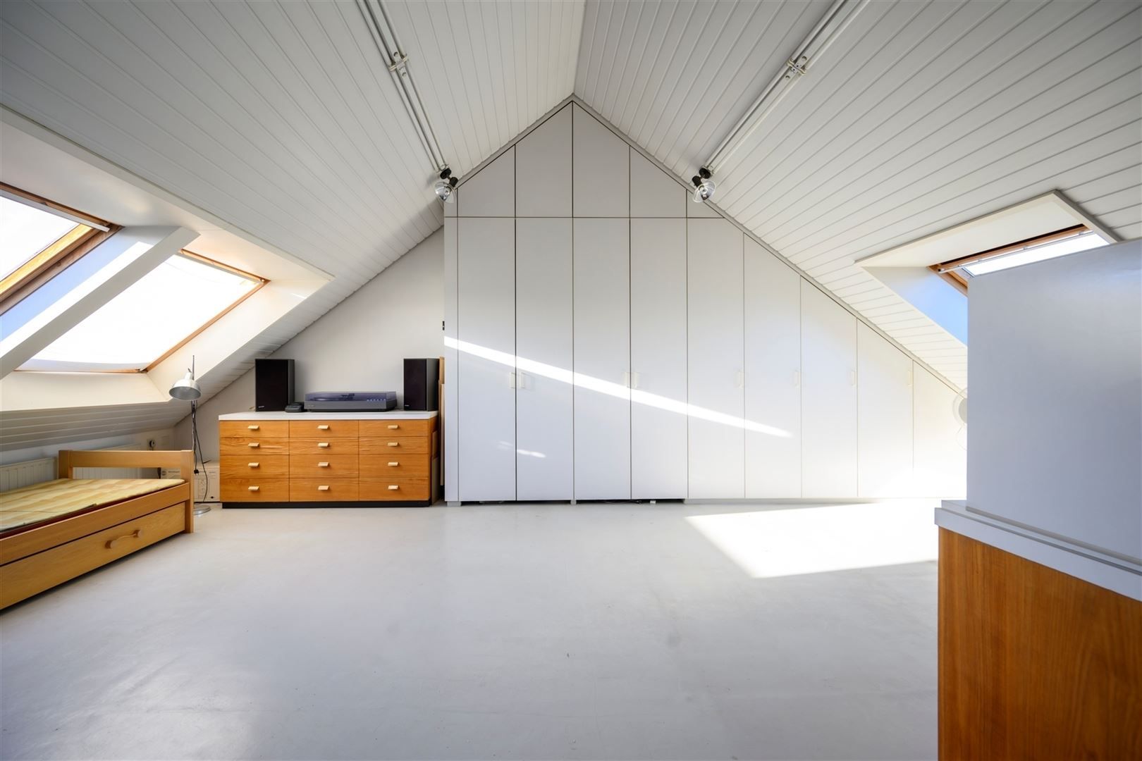 Huis met atelier(s) en tuin  foto 15