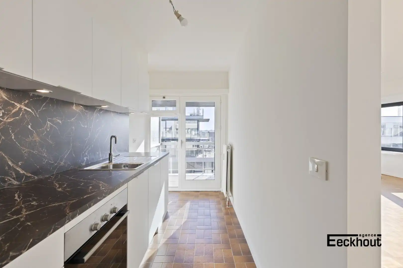 Instapklaar en ruim (128 m²) appartement met 3 slaapkamers en zonnig terrasje! foto 9