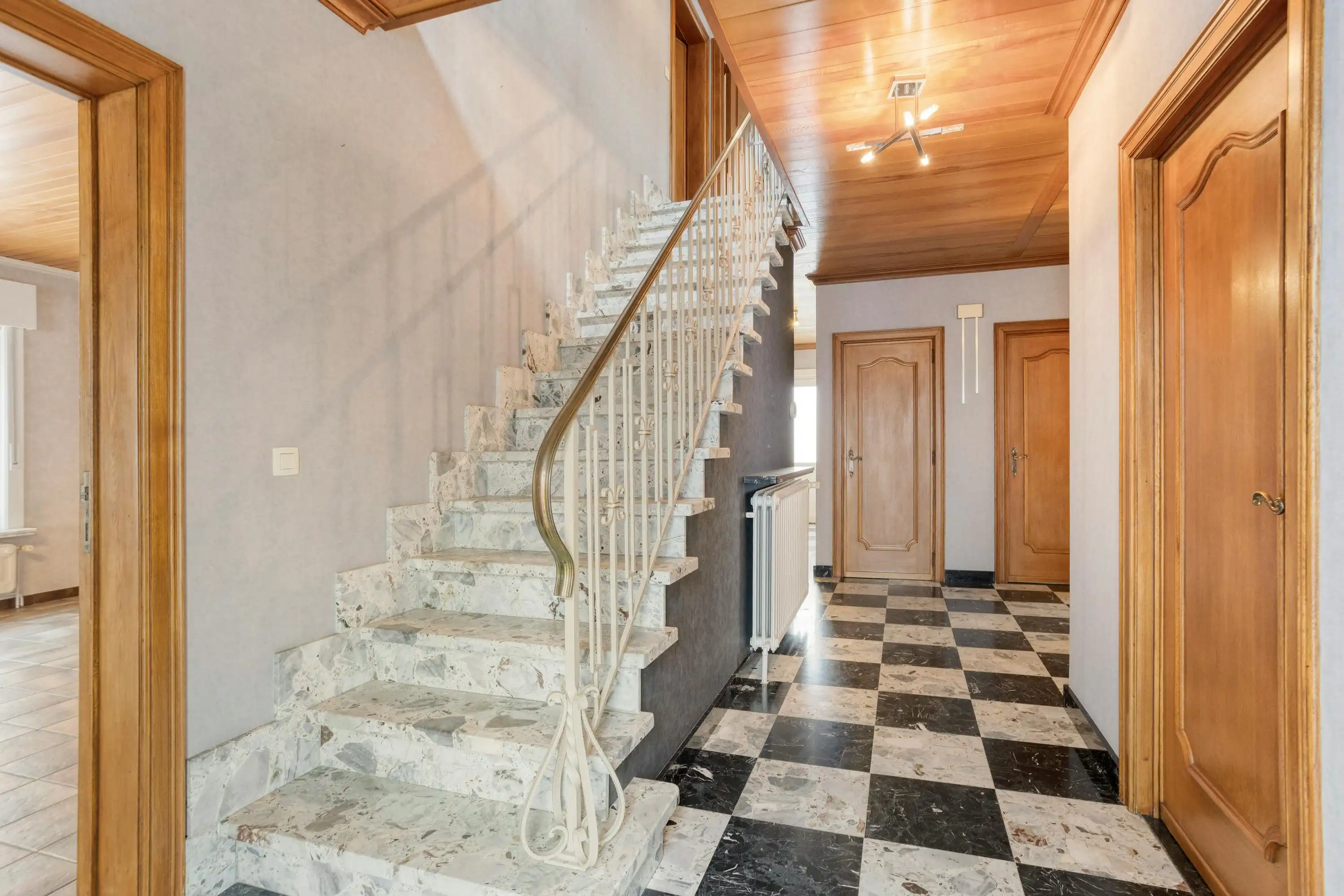 Solide woning met magazijn van 80m² te koop in Geraardsbergen foto 9