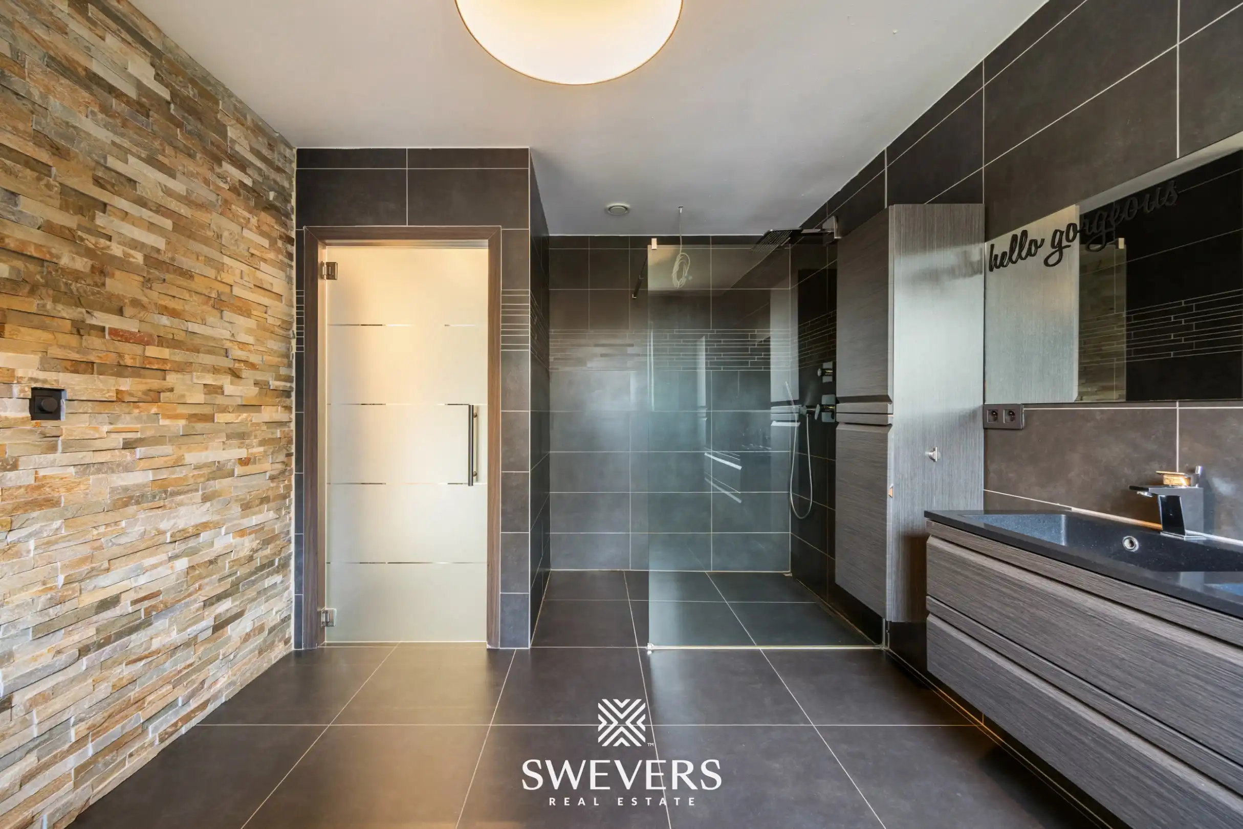 Instapklare woning (EPC-Label A) met commerciële ruimte op 13a 91ca foto 17