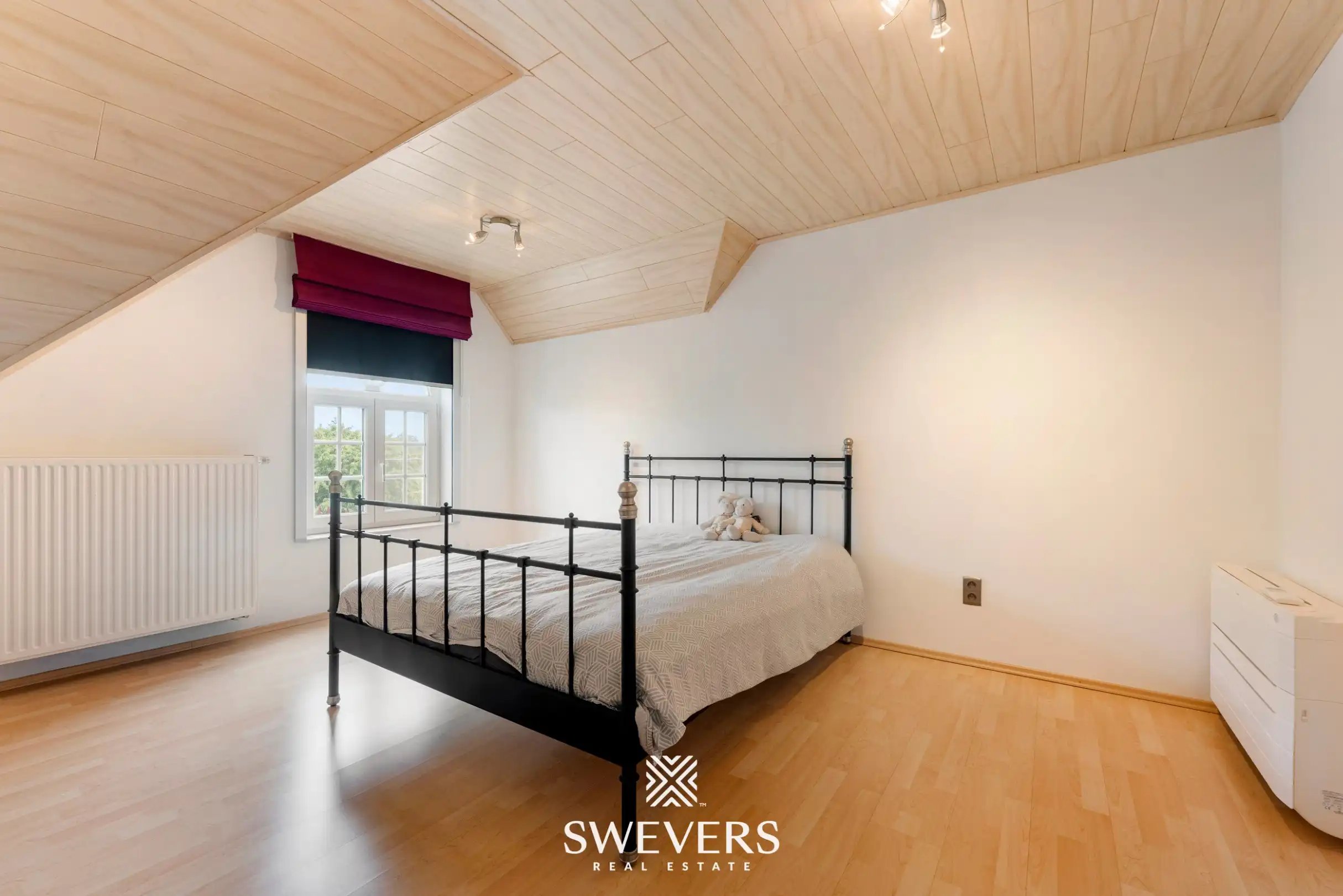 Ruime en instapklare villa met 5 slaapkamers op een perceel van 22a 96ca foto 33