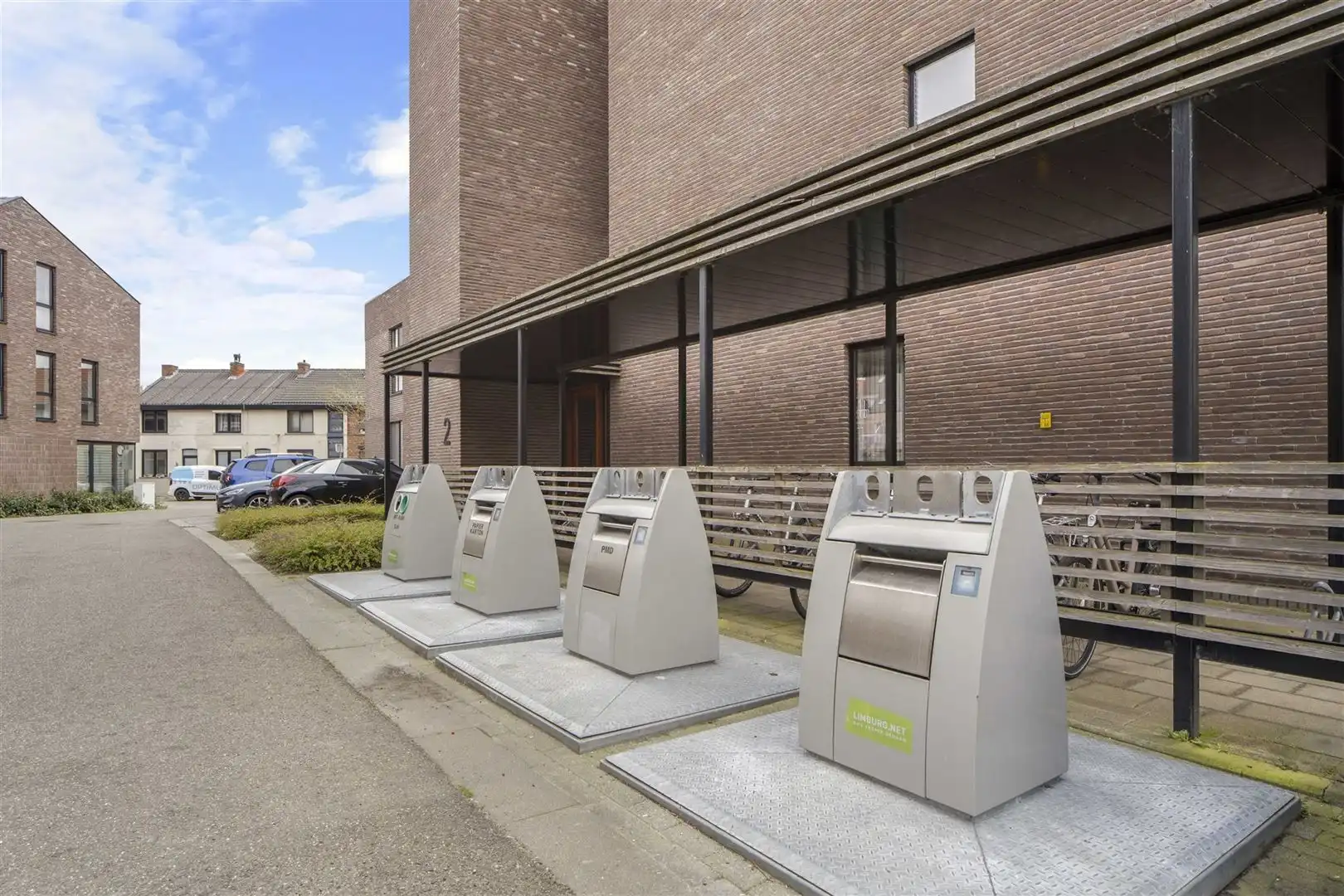 TE KOOP: Stijlvol appartement met zuidgericht terras én kanaalzicht in Hasselt! foto 18