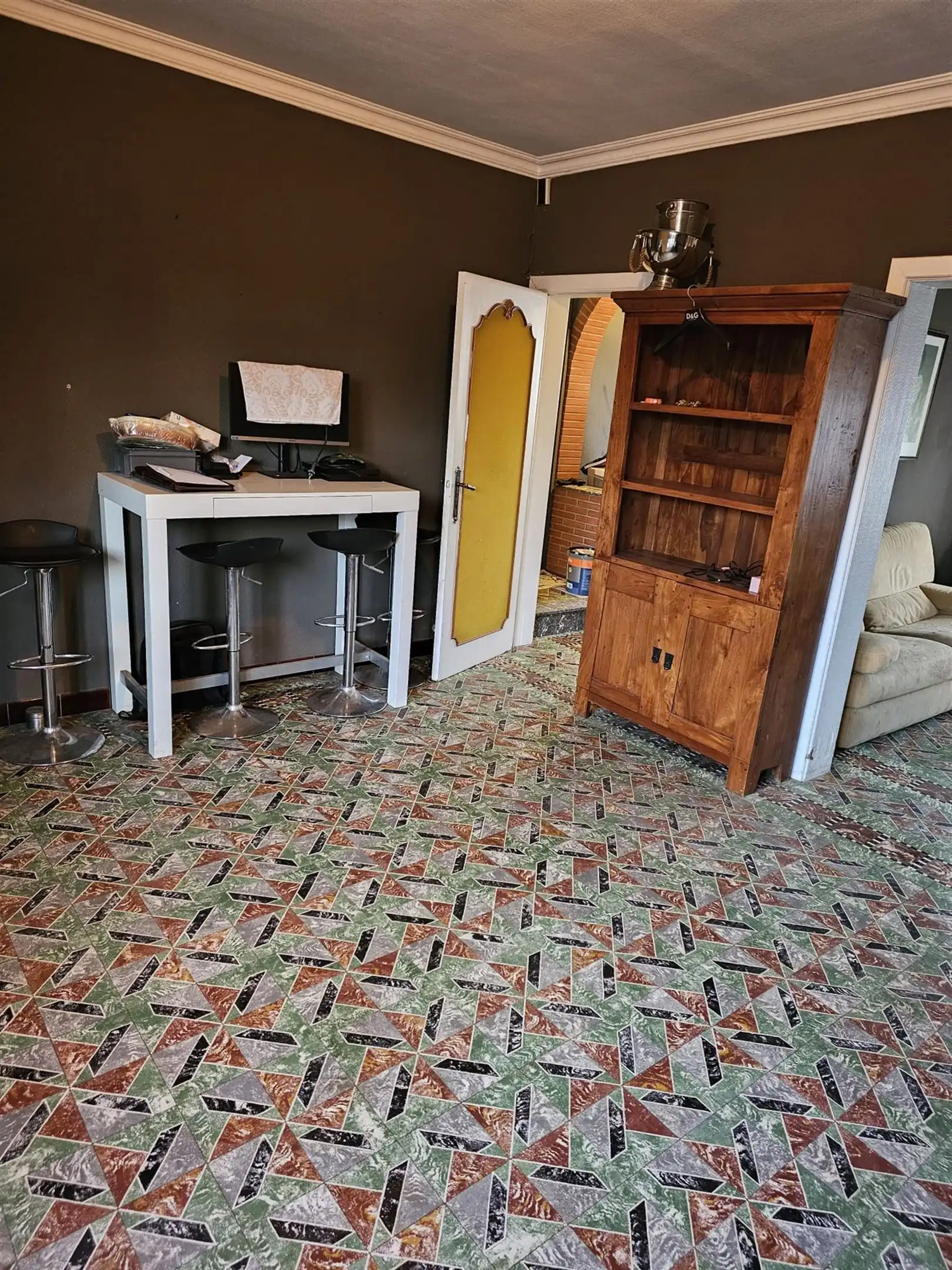 Gezellige halfopen bebouwing met 2 slaapkamers, grote tuin en ruime garage. foto 5