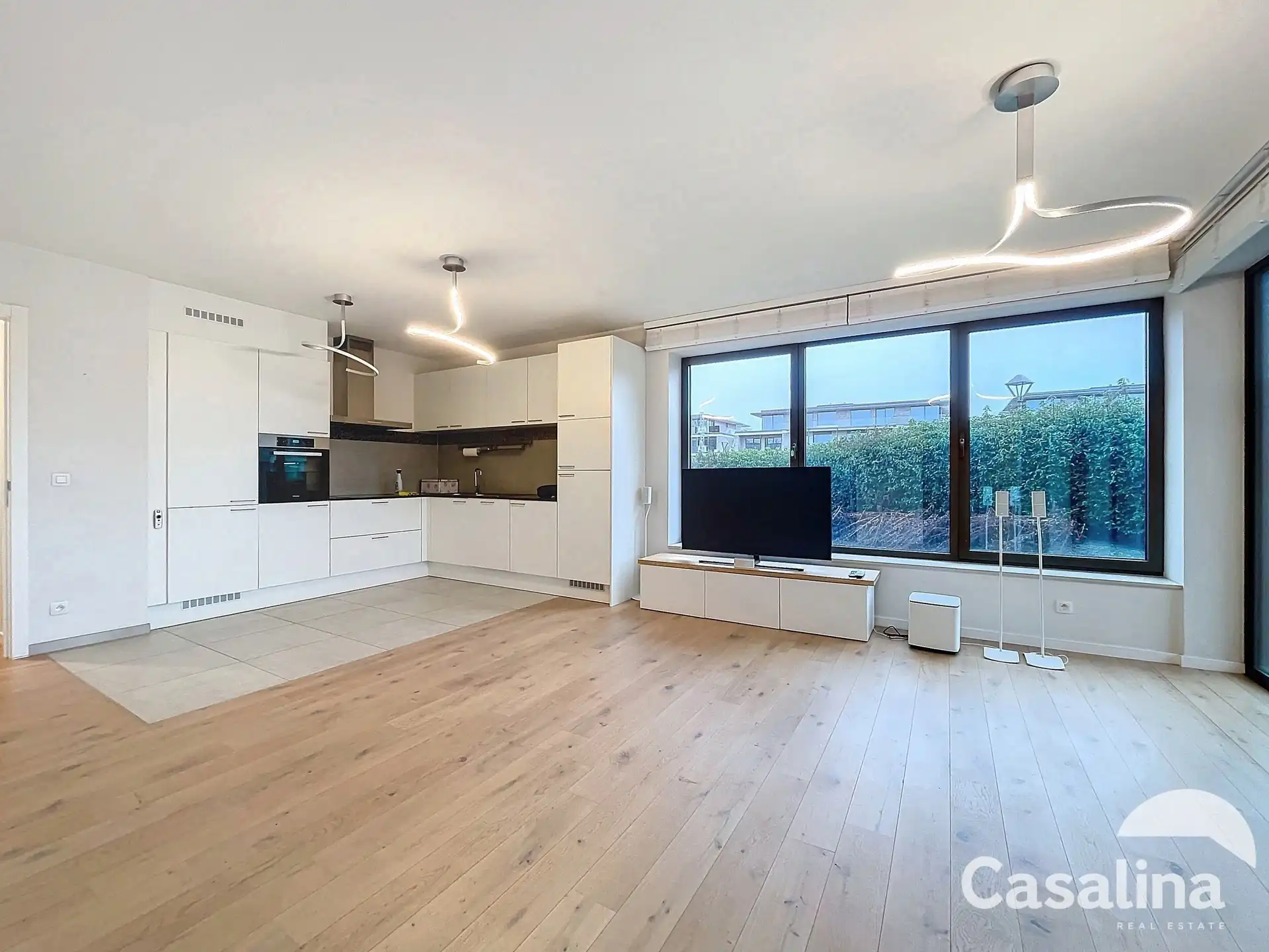 Twee slaapkamer appartement op gelijksvloers met ruim terras foto 4