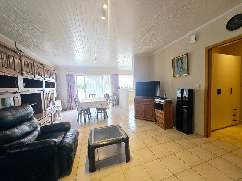 Ruim en instapklaar appartement met ondergrondse autostaanplaats foto 8