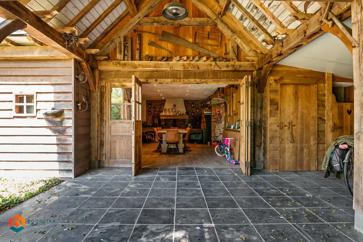 Vrijstaand wonen en werken met werkplaats/magazijn van 354 m² op toplocatie nabij R6 en E19 foto 27